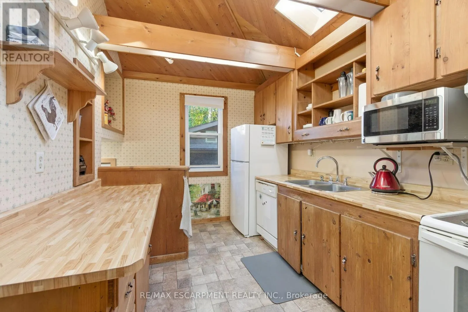 267 THAYER AVENUE
