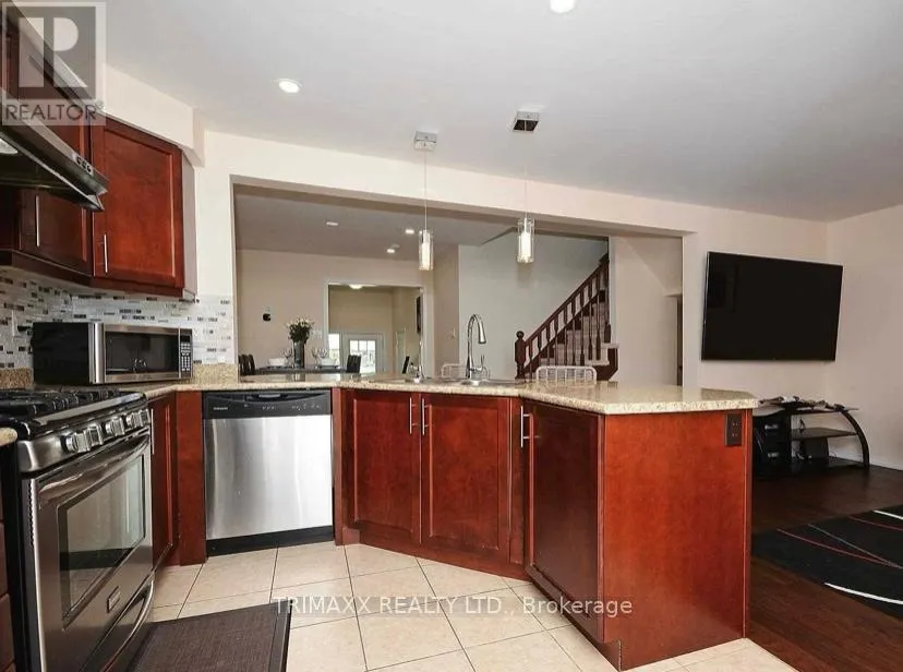 78 GLENVISTA DRIVE