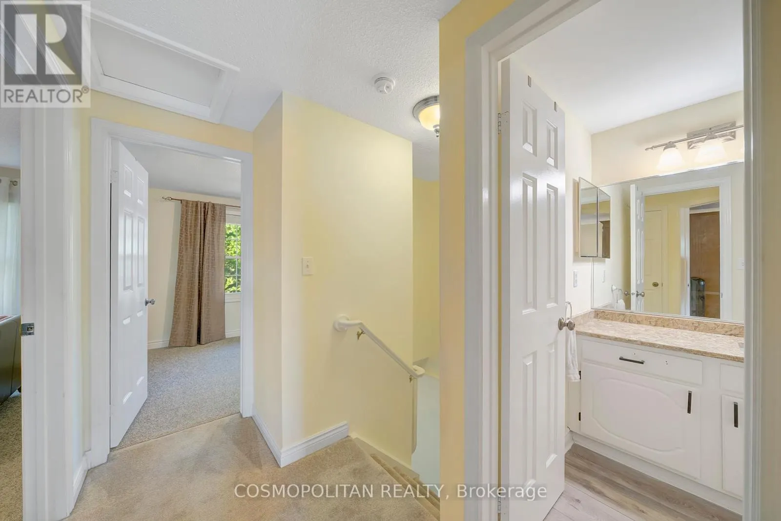 10 - 409 VINE STREET, #10