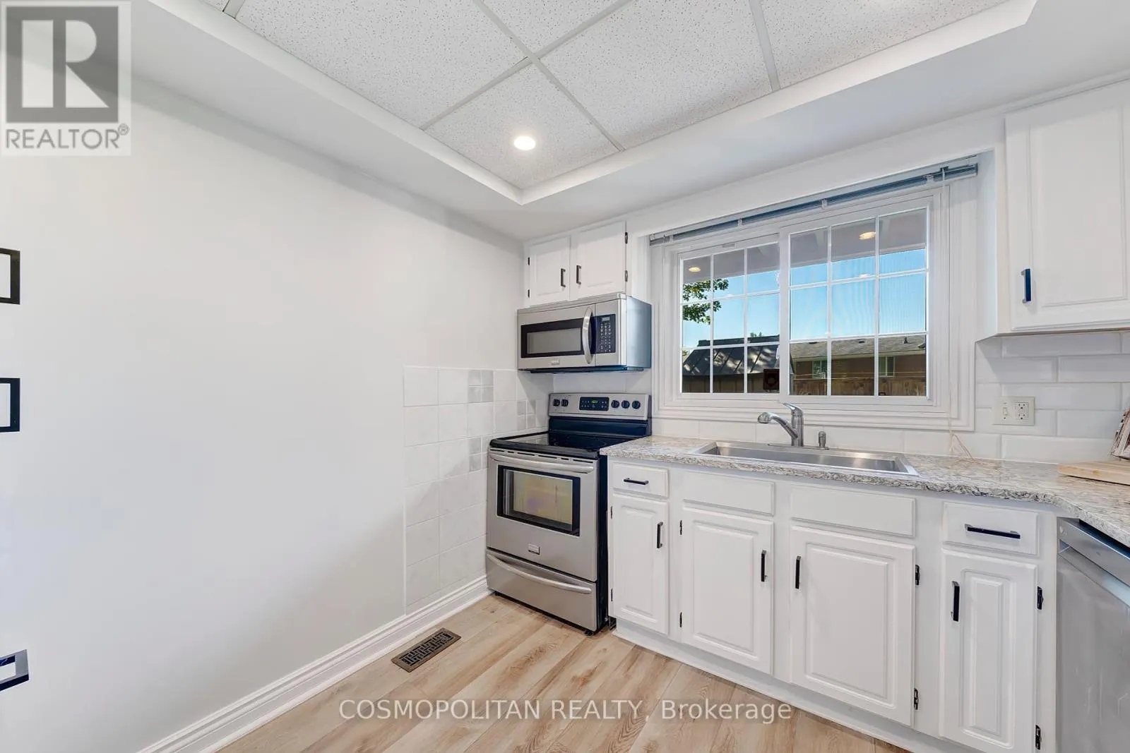 10 - 409 VINE STREET, #10