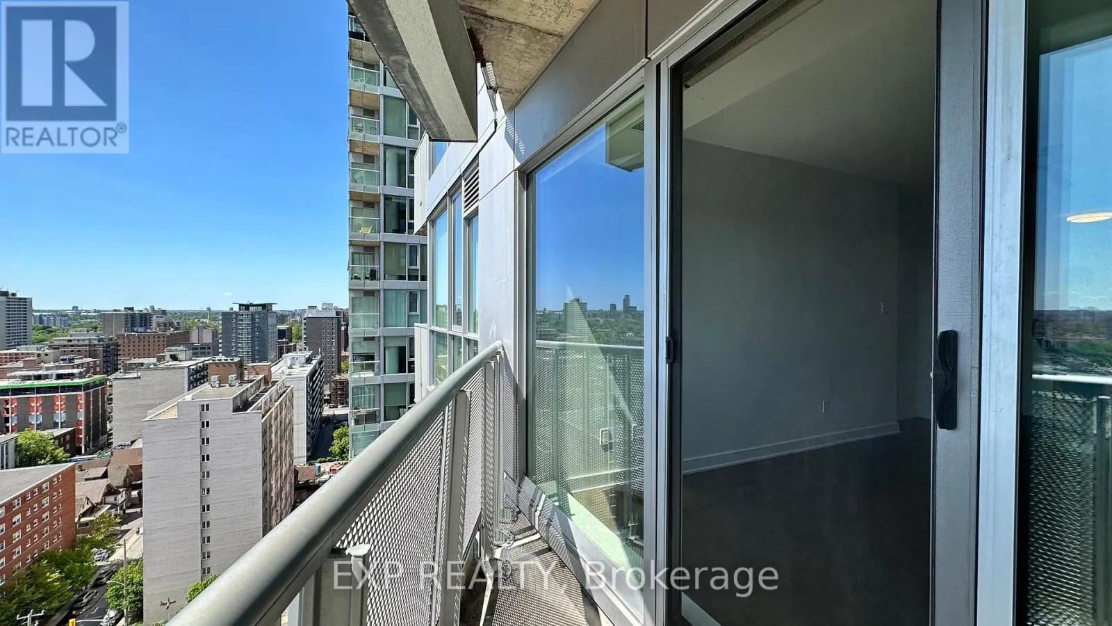 1706 - 40 NEPEAN STREET