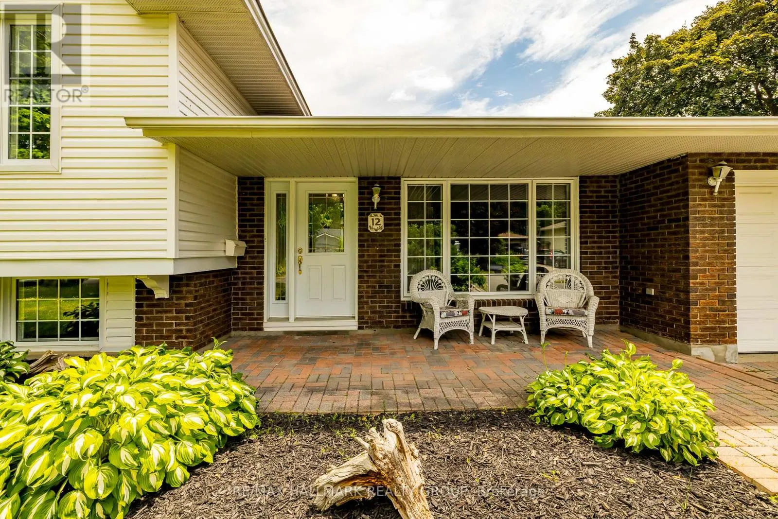 12 ANCONA CRESCENT