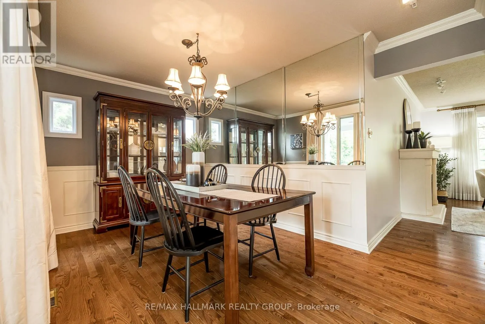 12 ANCONA CRESCENT