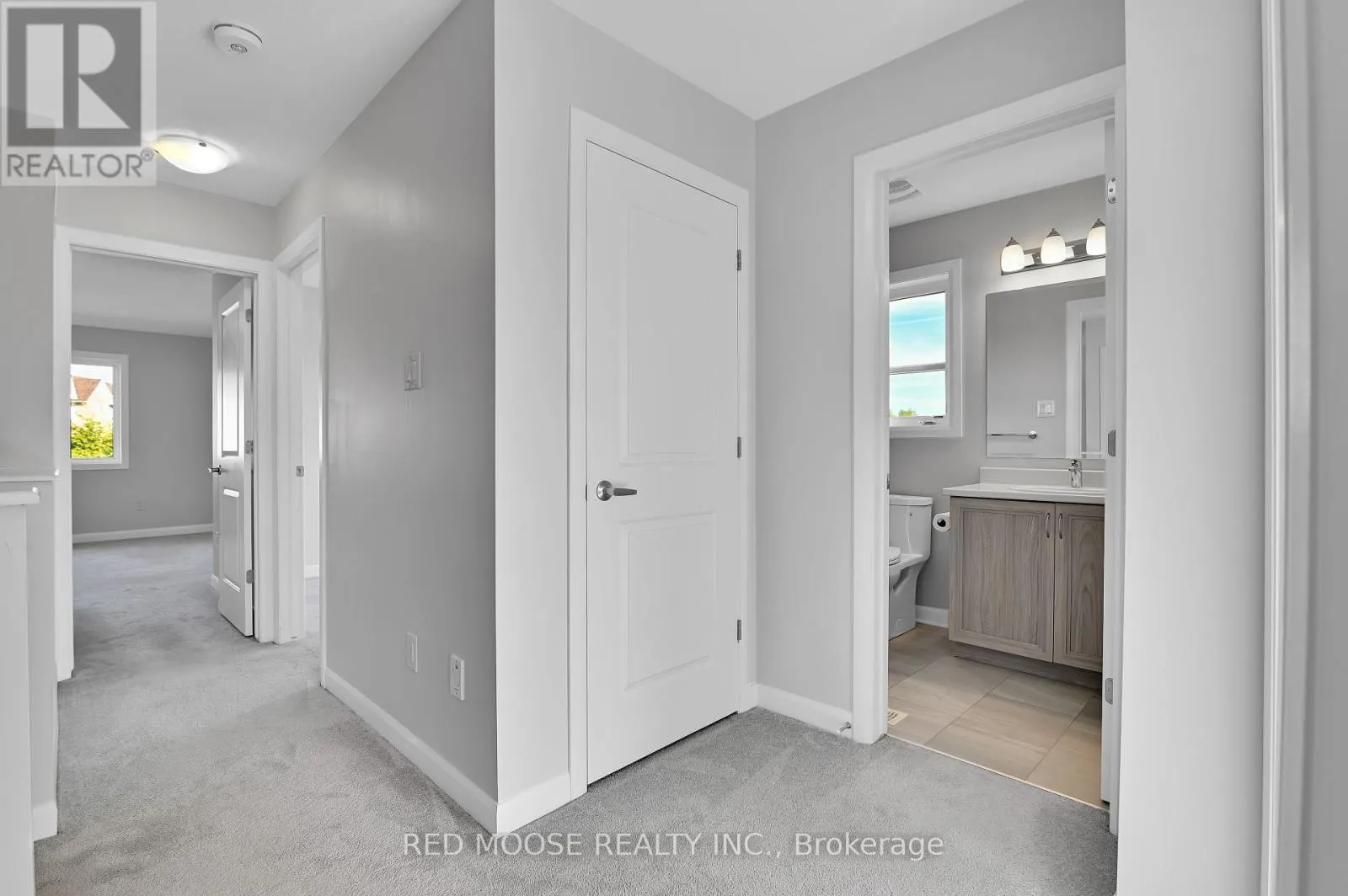 833 DYNASTY STREET