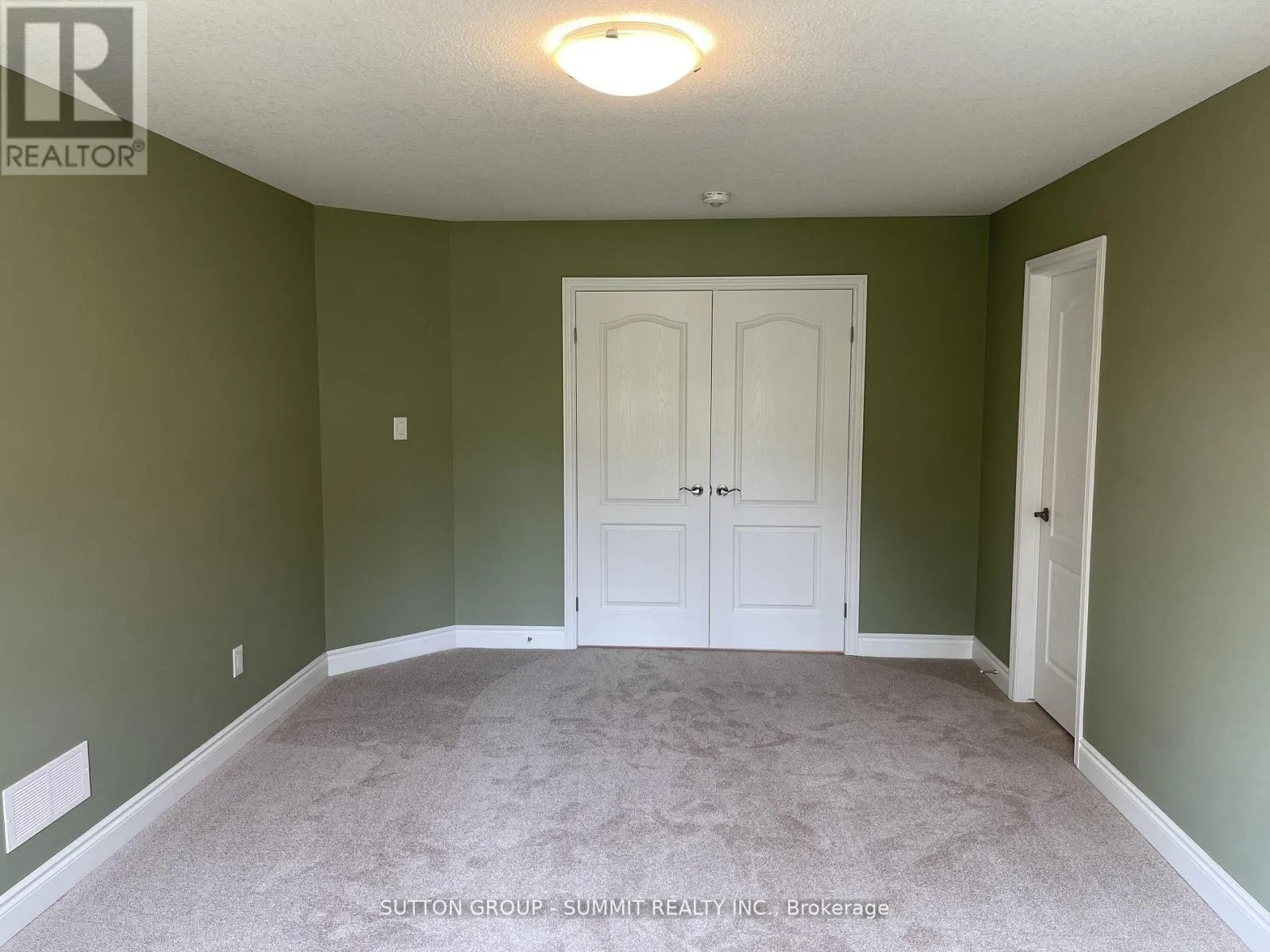 150 KNOTT DRIVE