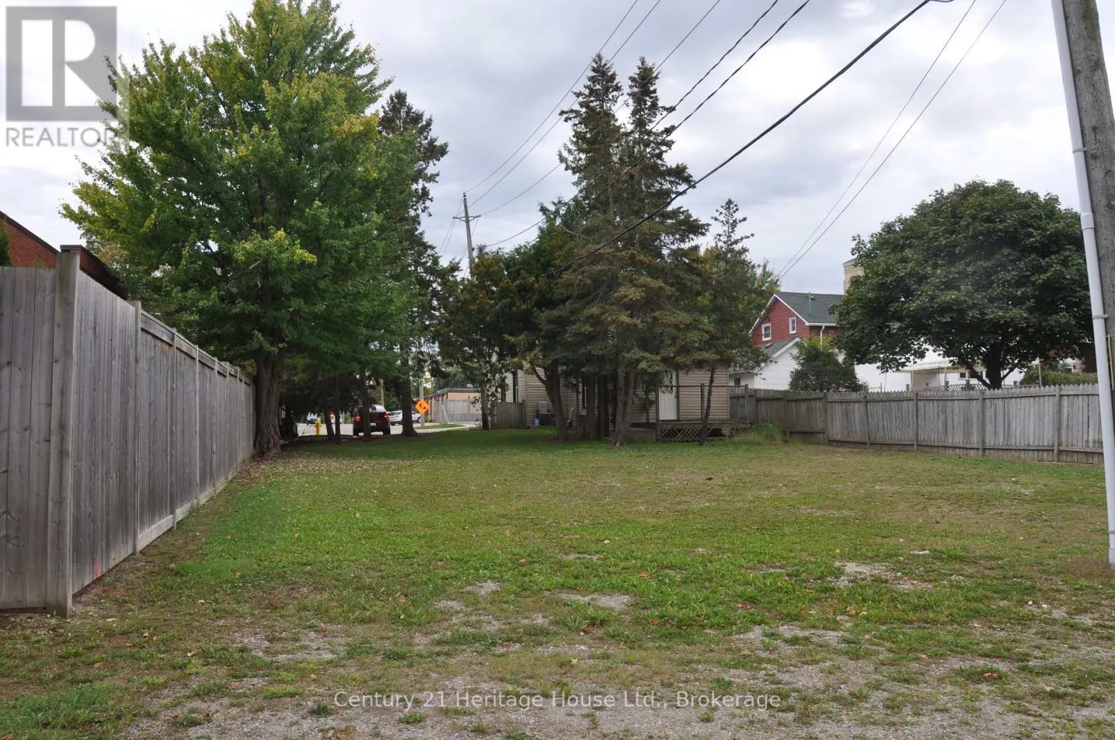 50 GODERICH STREET E