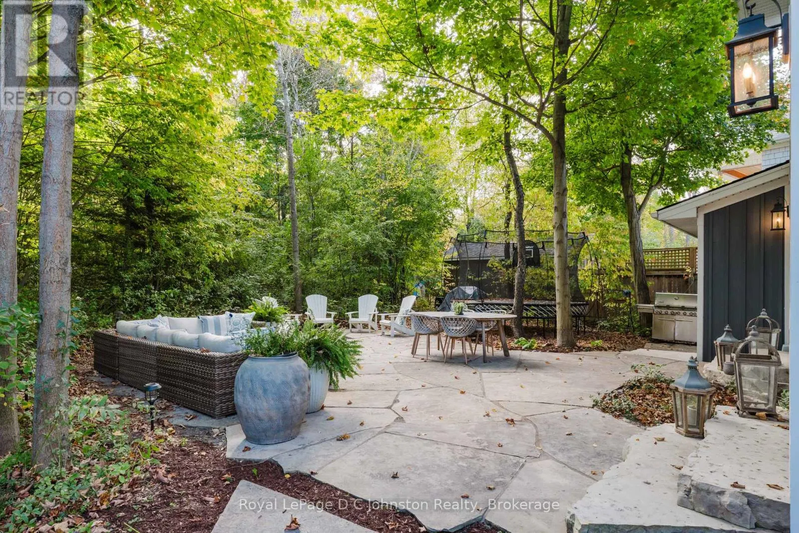 81 CEDAR BUSH DRIVE