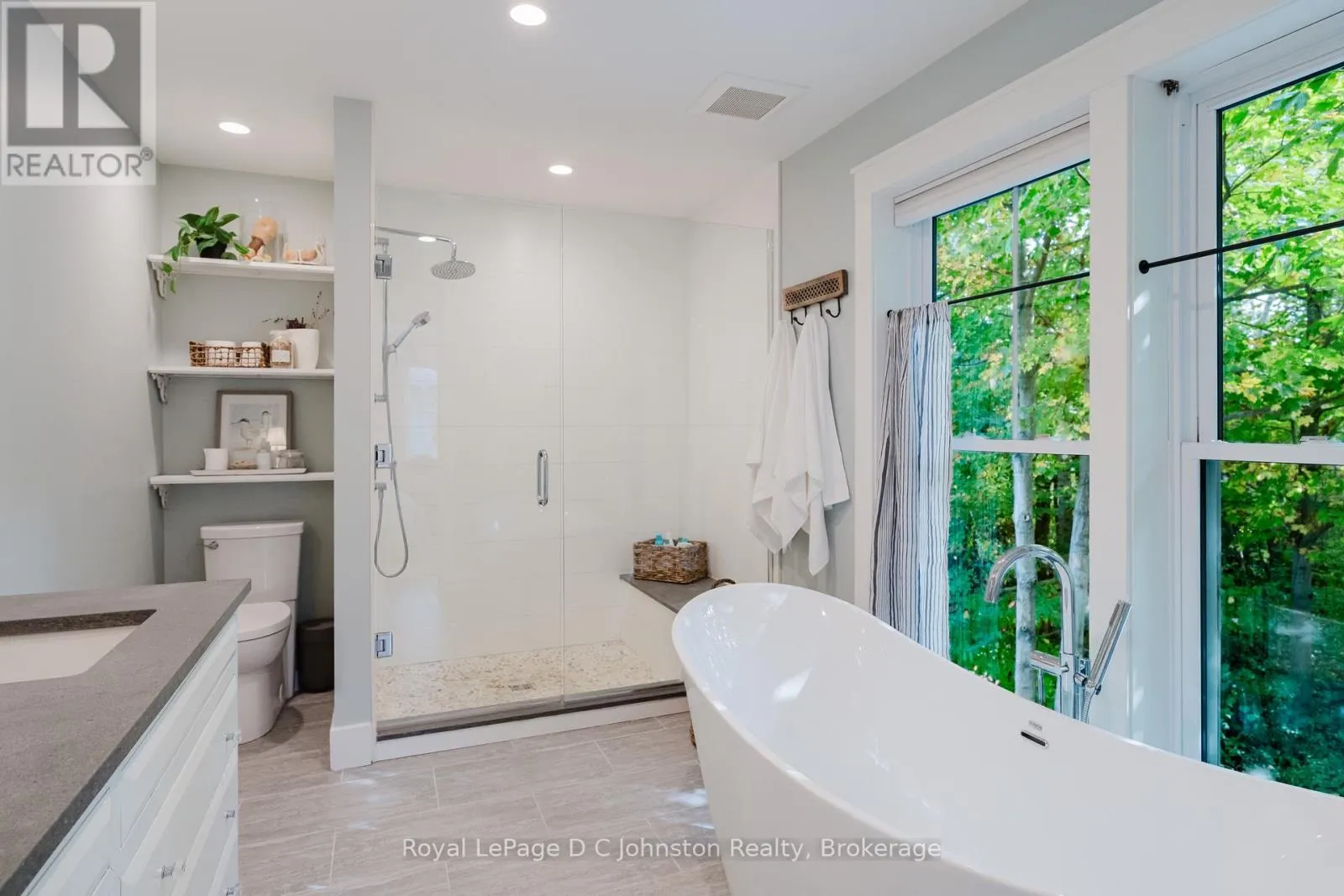 81 CEDAR BUSH DRIVE