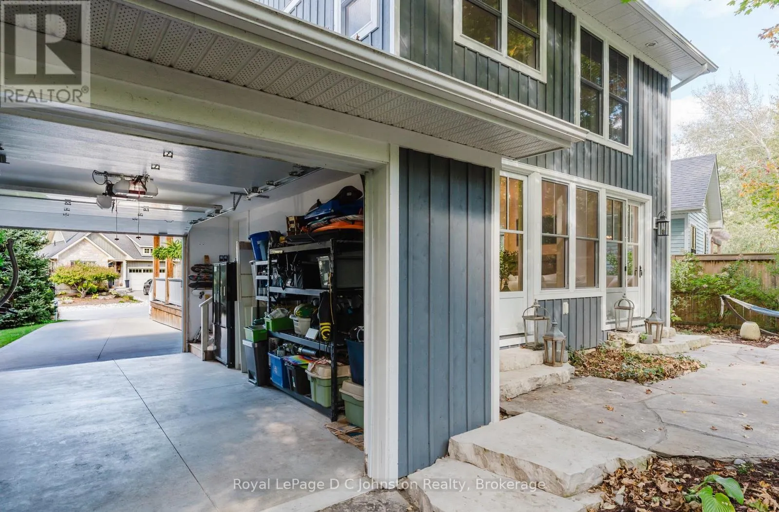 81 CEDAR BUSH DRIVE