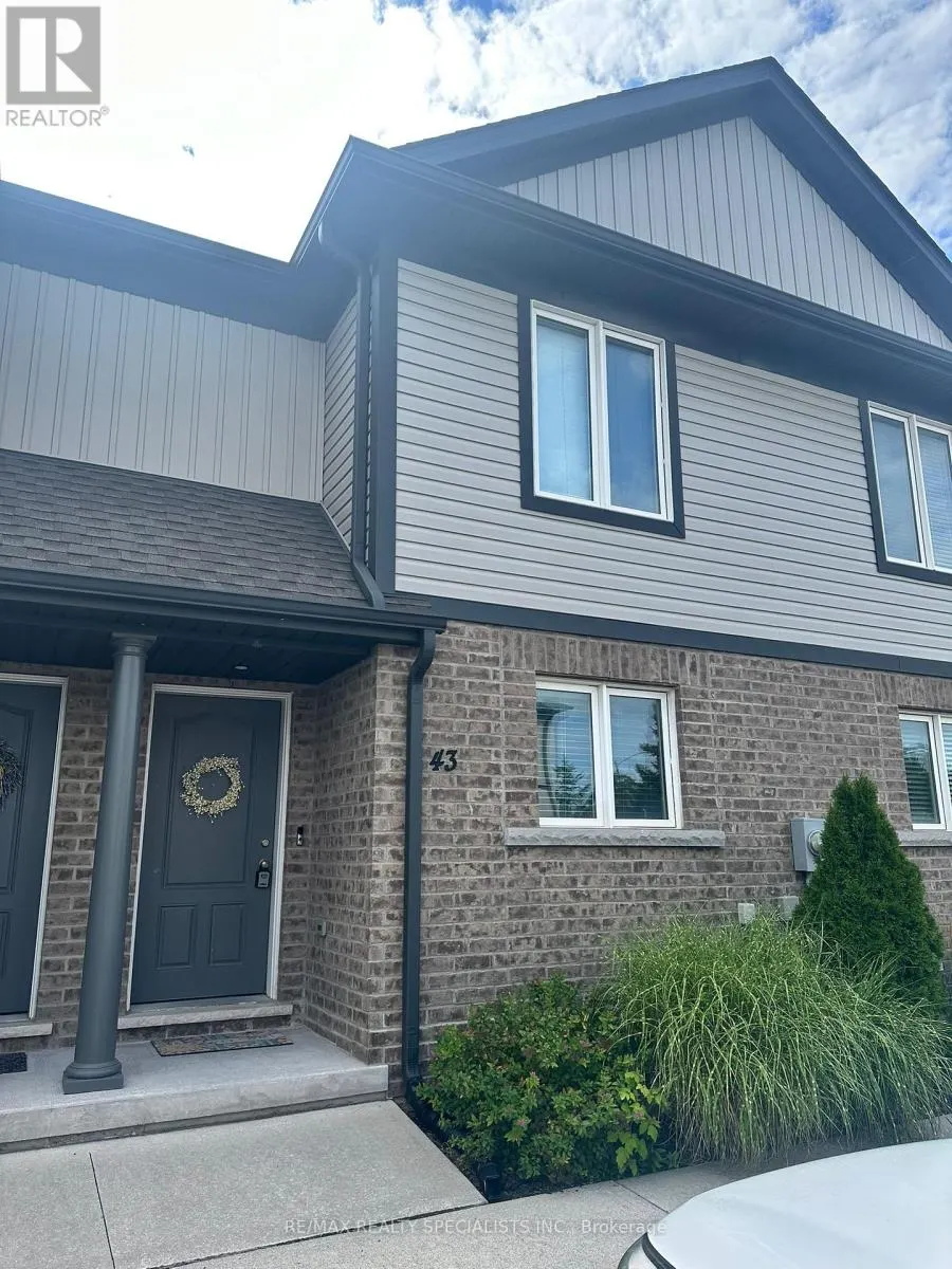 43 - 7768 ASCOT CIRCLE