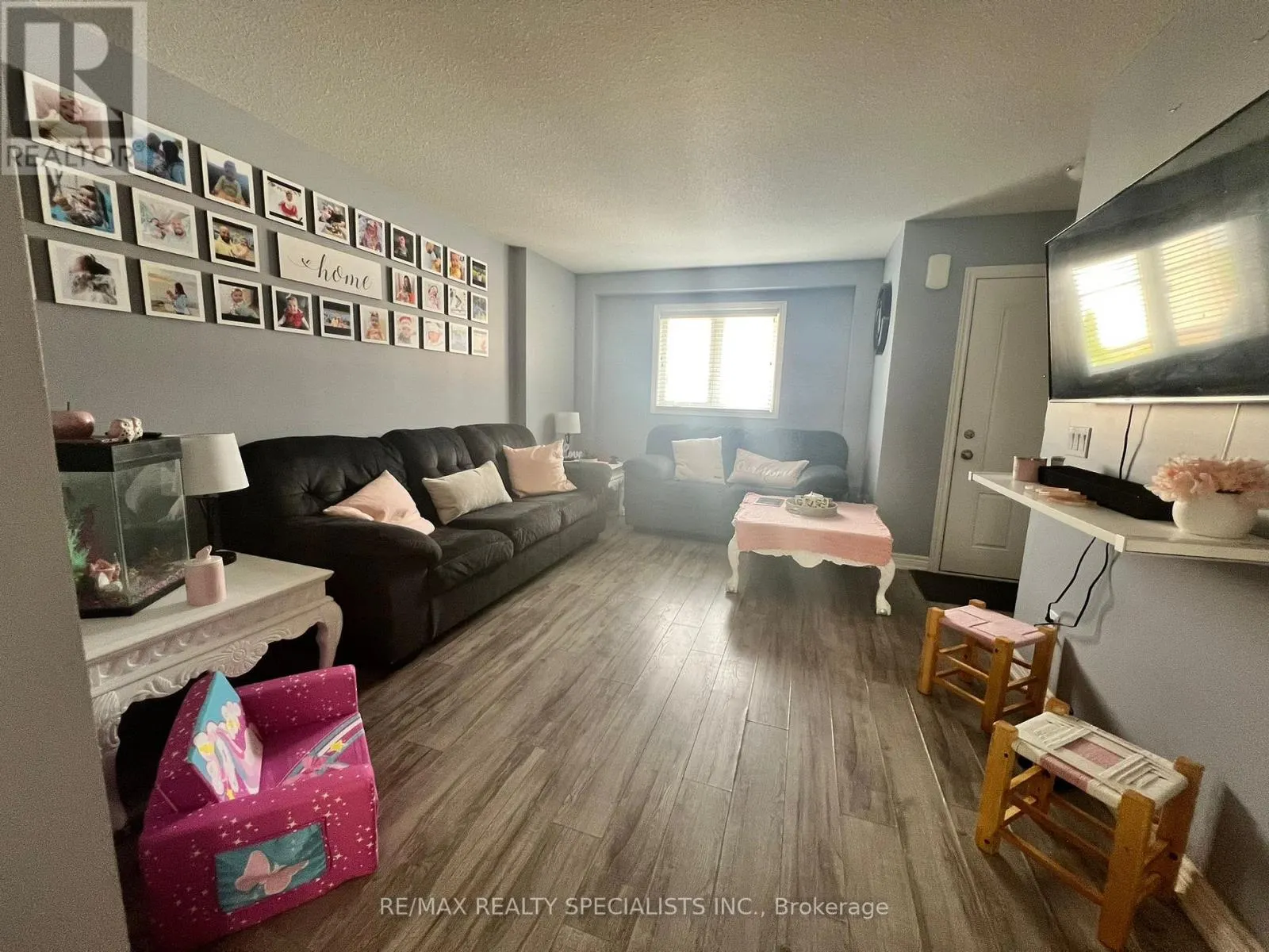 43 - 7768 ASCOT CIRCLE