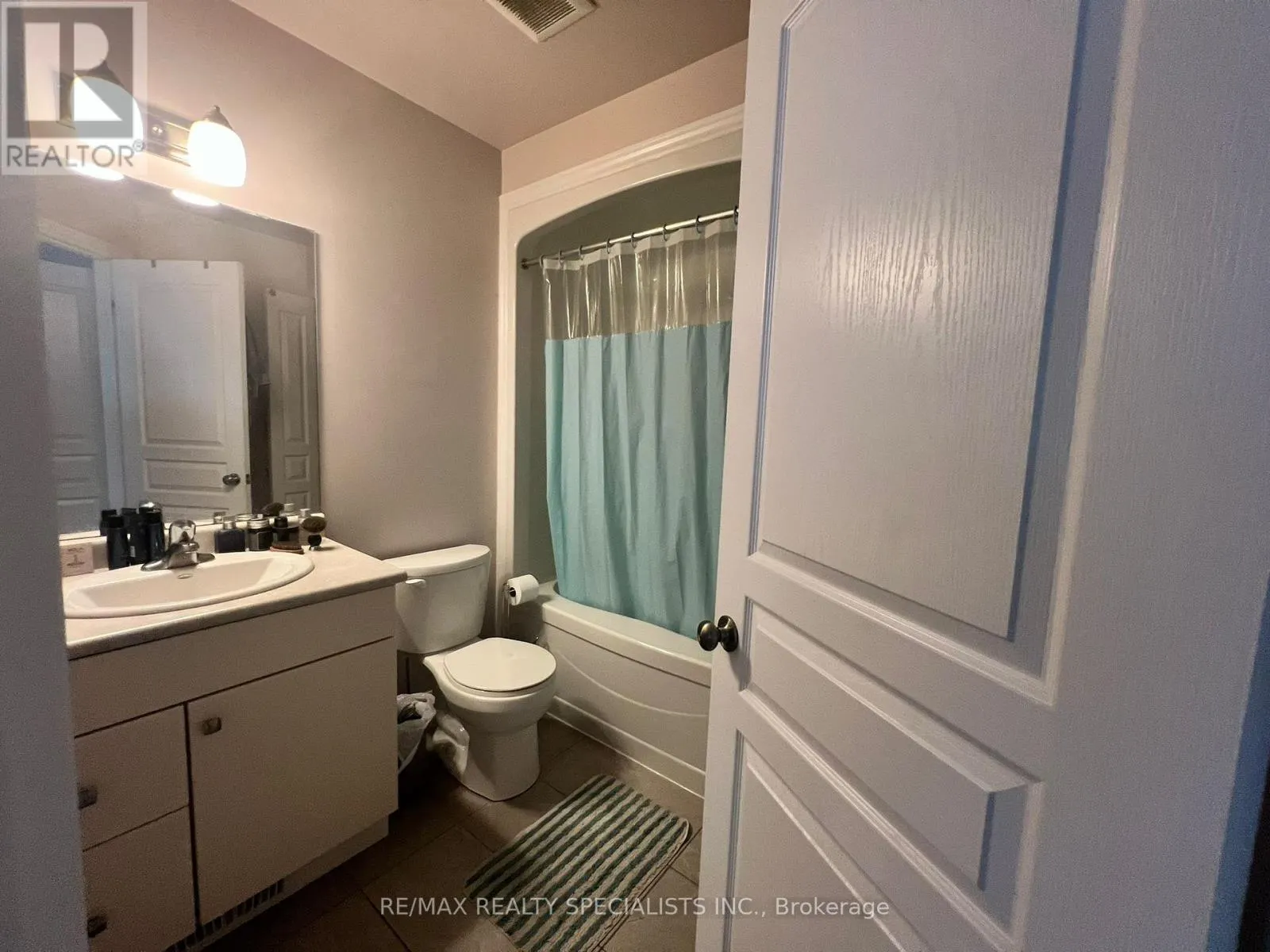43 - 7768 ASCOT CIRCLE