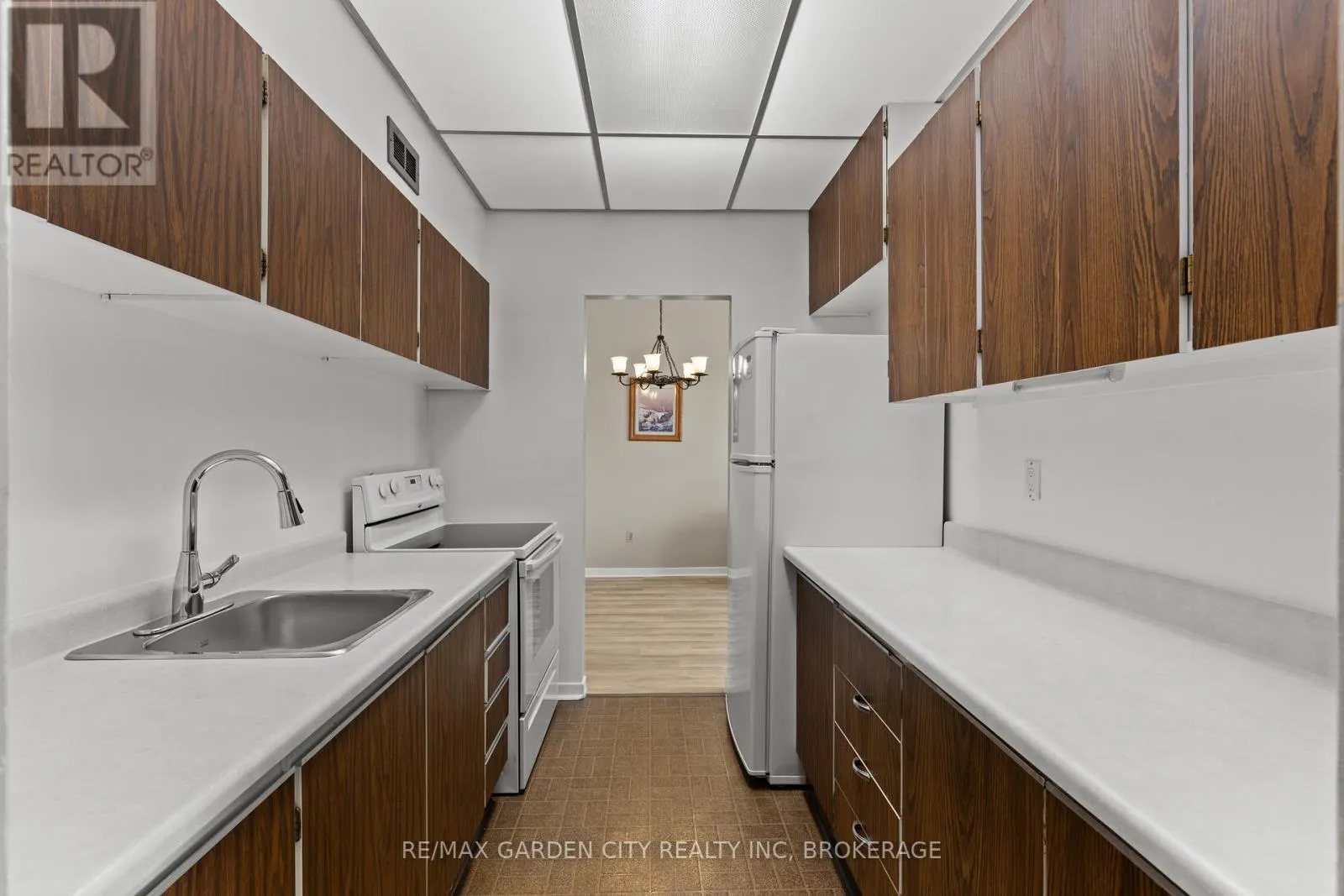 517 - 196 SCOTT STREET, #517
