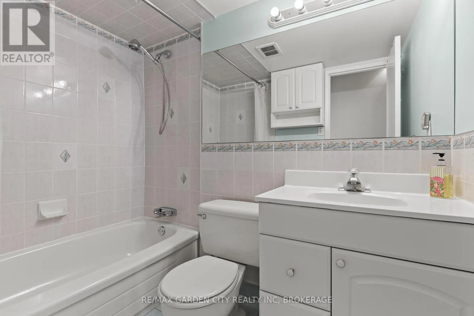 517 - 196 SCOTT STREET, #517
