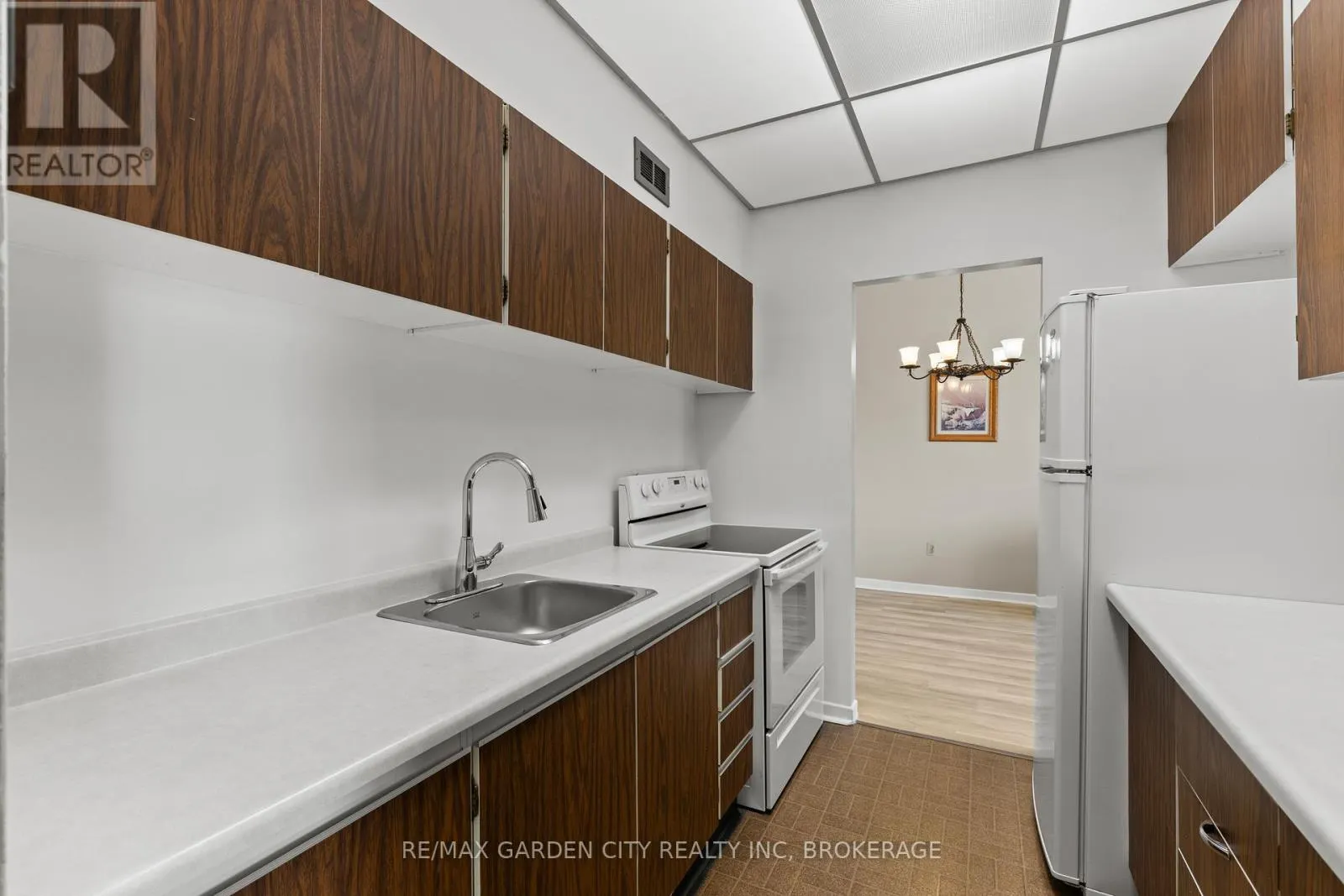 517 - 196 SCOTT STREET, #517
