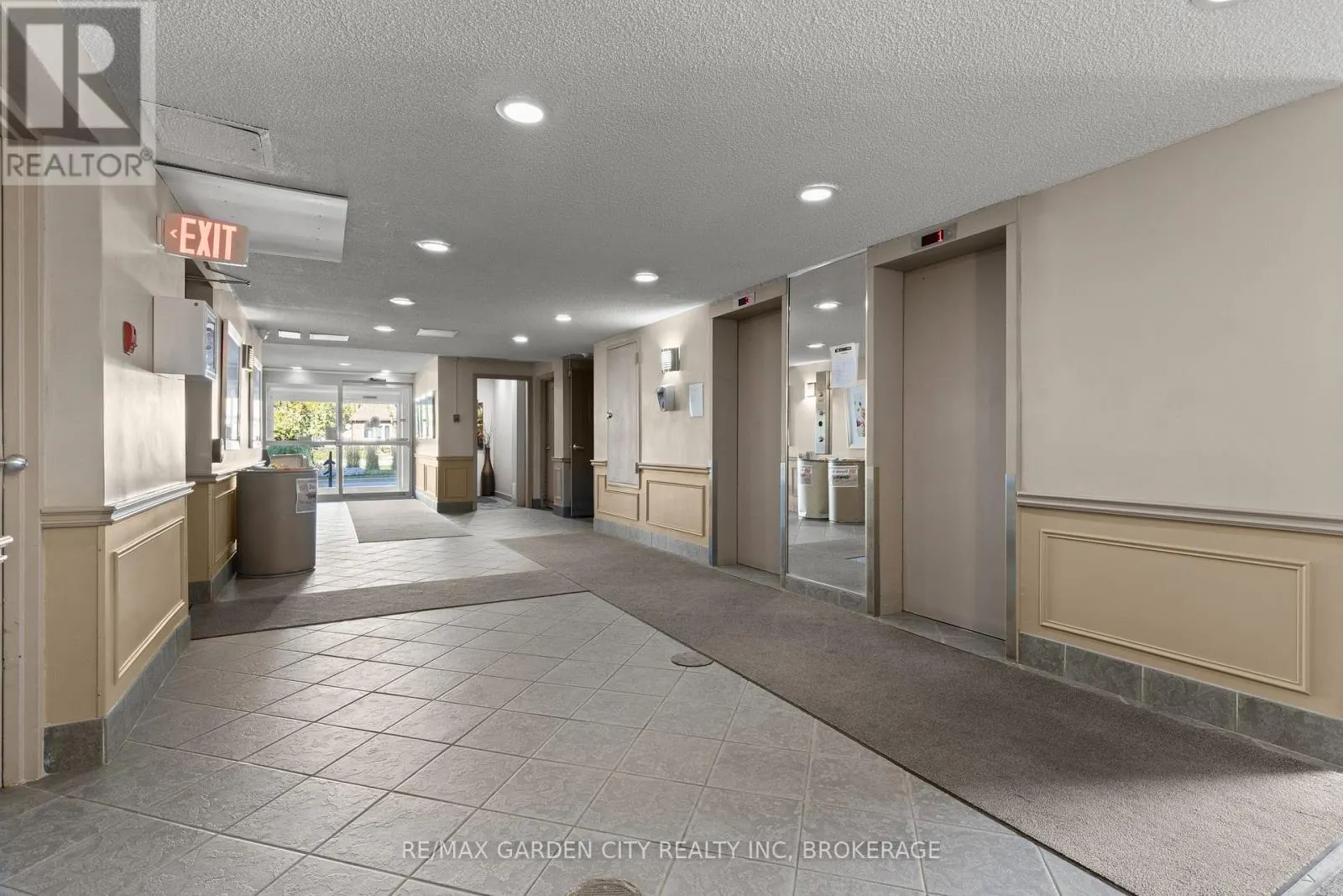 517 - 196 SCOTT STREET, #517
