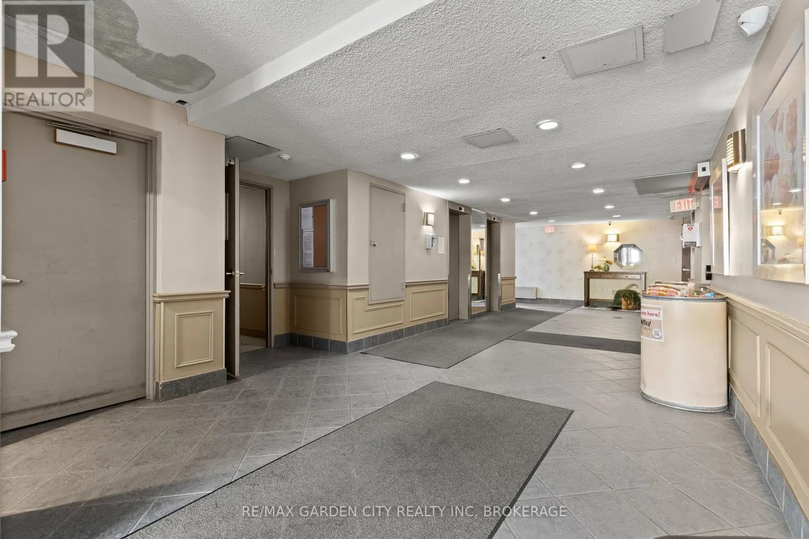 517 - 196 SCOTT STREET, #517