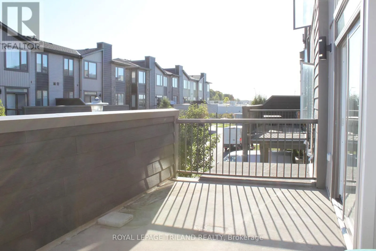 40 - 1960 DALMAGARRY ROAD, #40