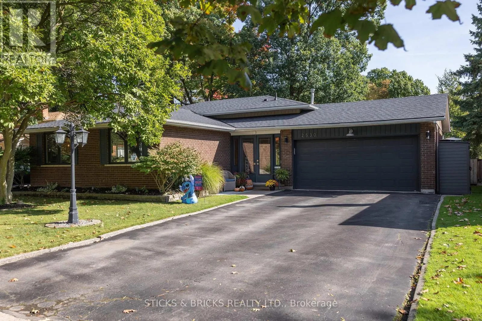 2530 DORCHESTER ROAD