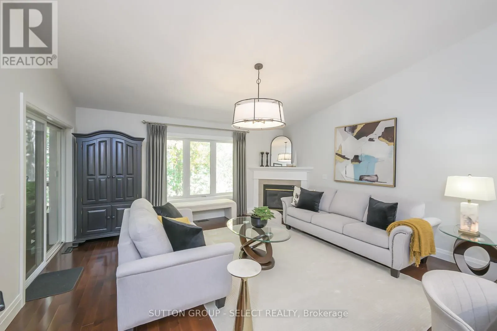 11 - 1337 COMMISSIONERS ROAD W, #11