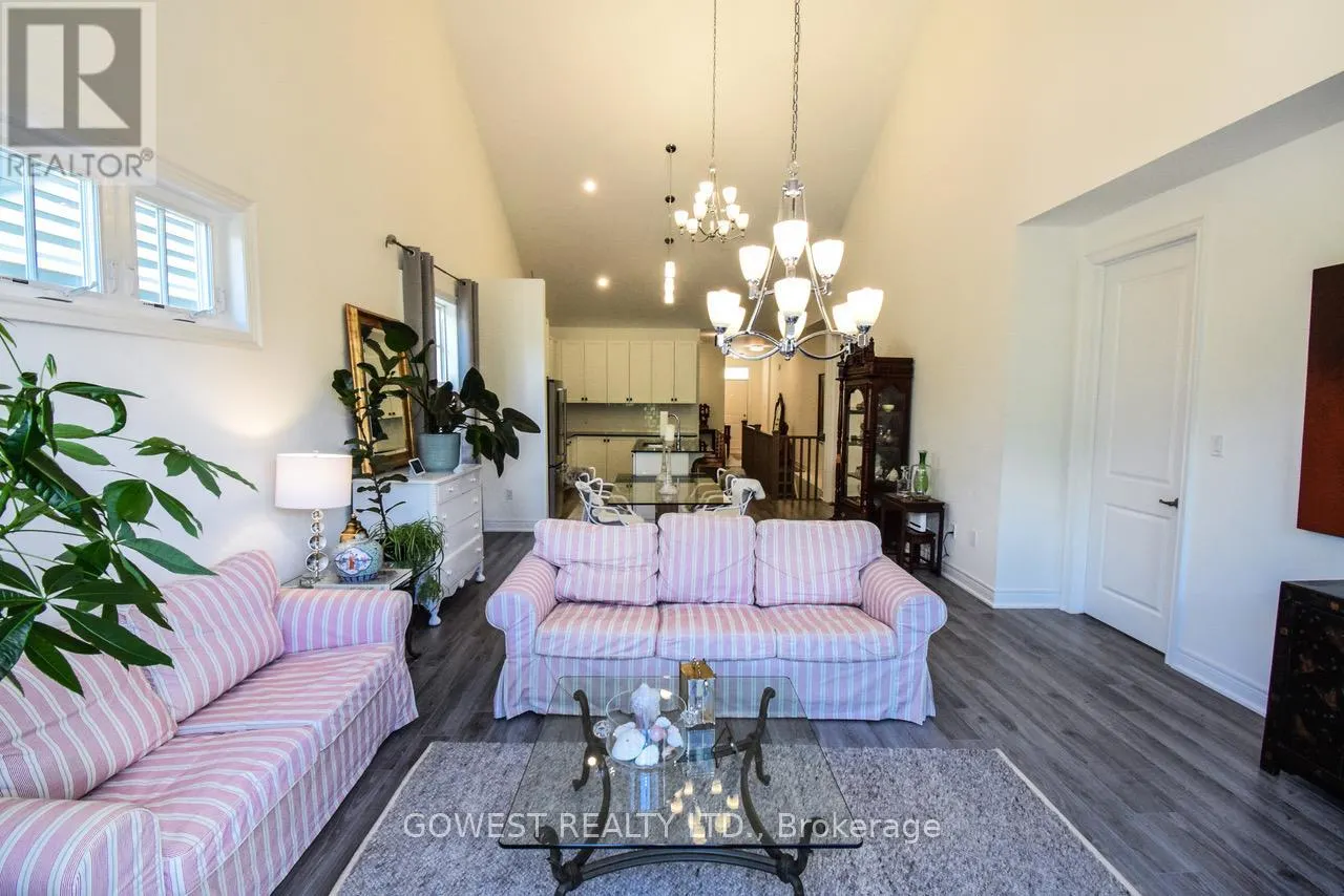 58 PARADISE GROVE