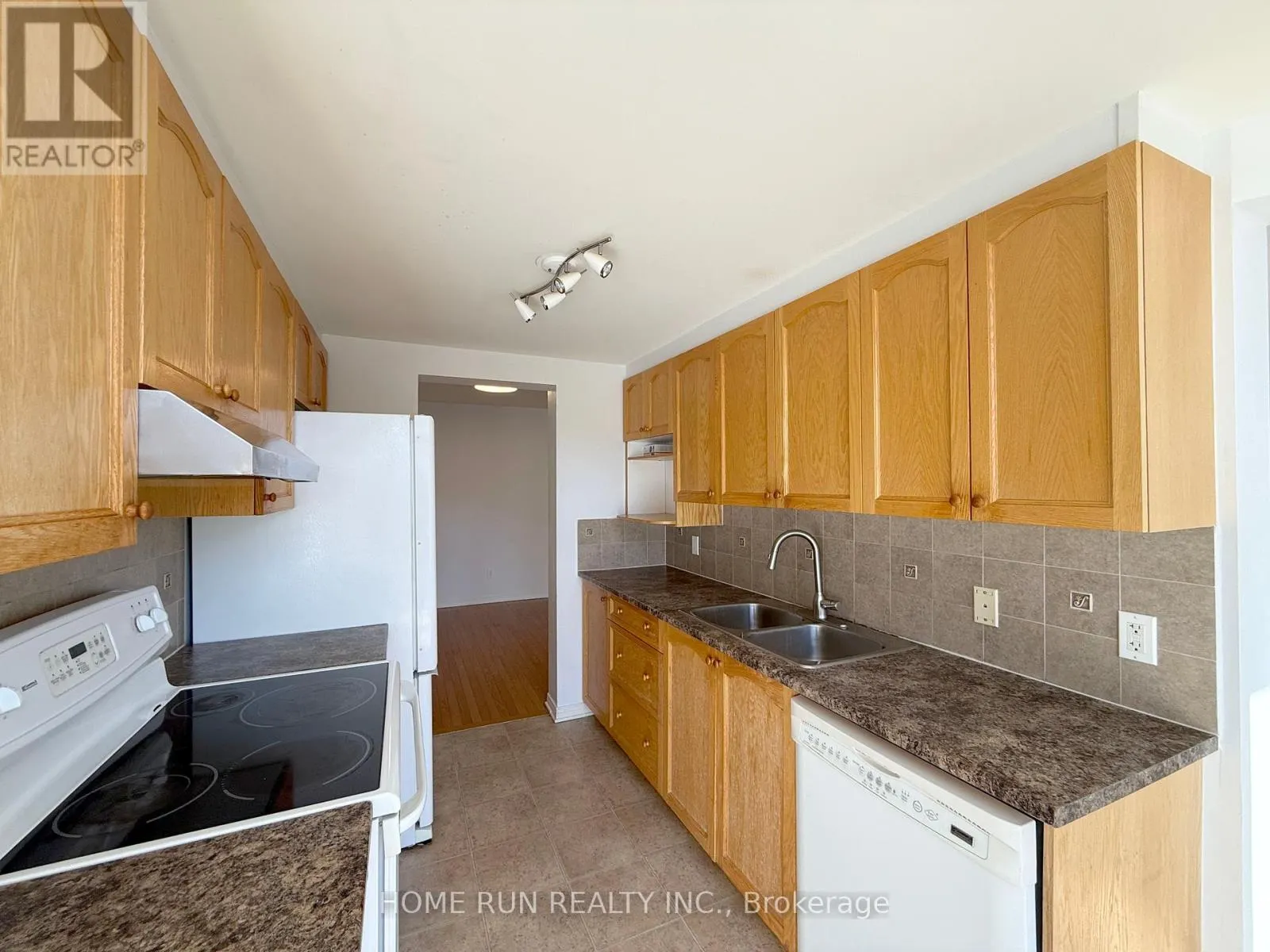 128 SORENTO STREET