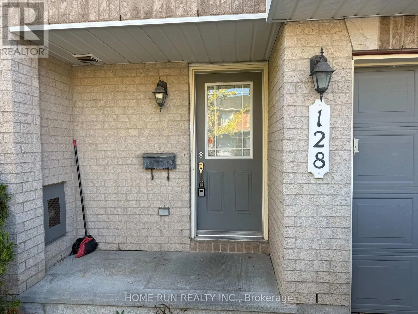 128 SORENTO STREET