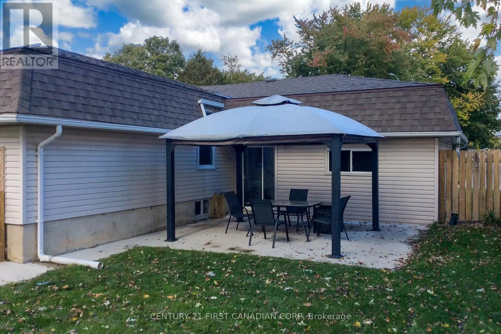 106 ANGELO DRIVE