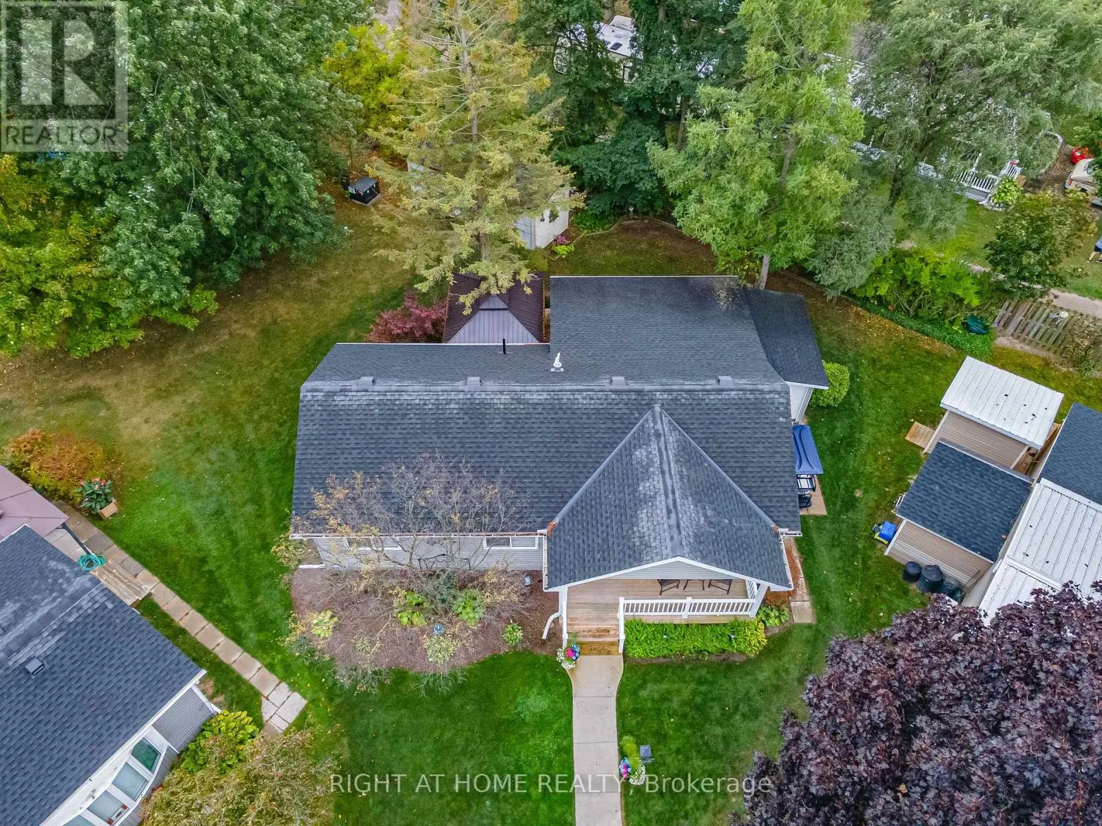 162 MISSISSAUGA PLACE