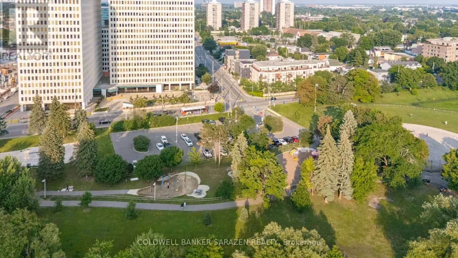 002 - 10 MCARTHUR AVENUE