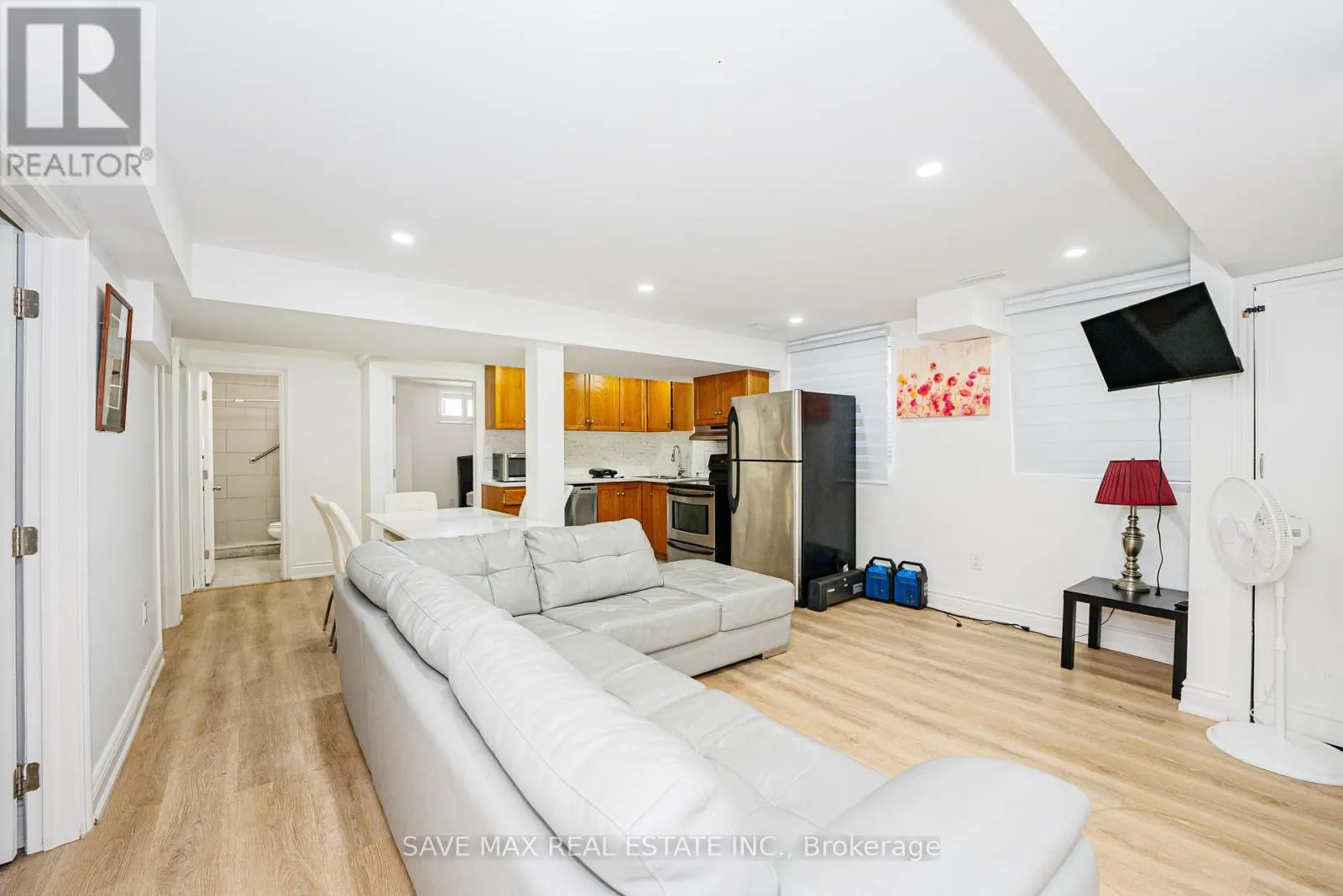 86 SUNSET WAY
