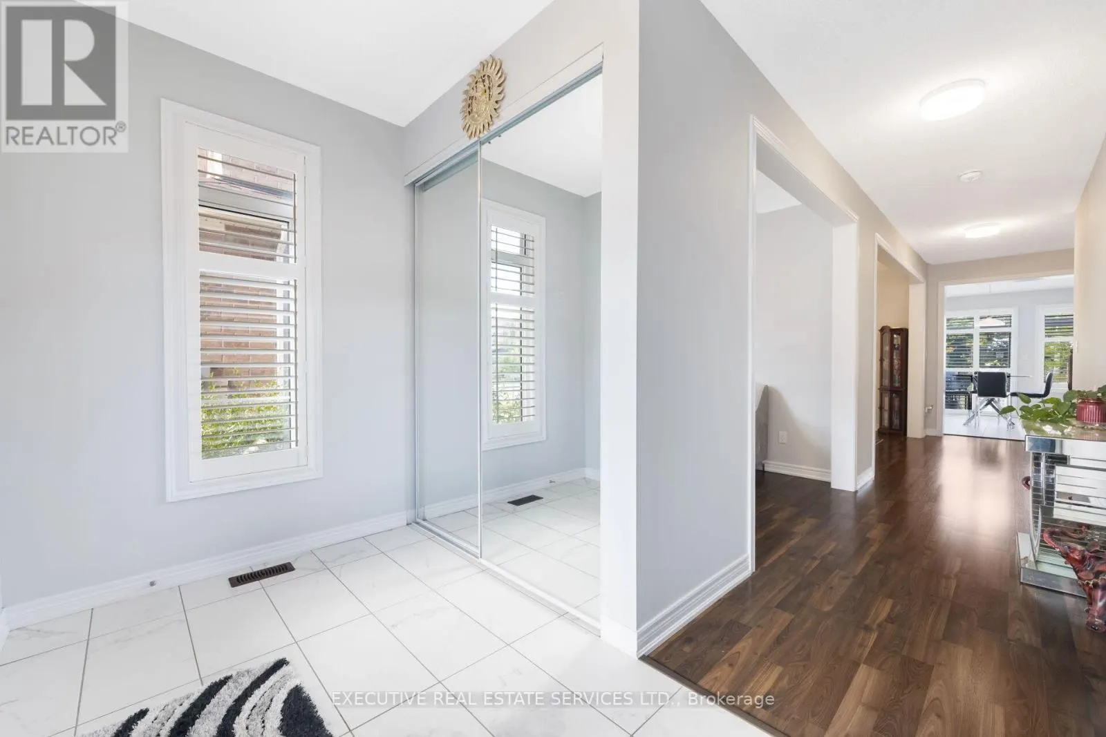 5 DRAKE AVENUE