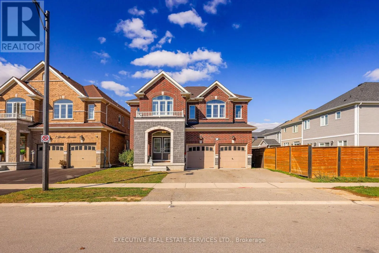 5 DRAKE AVENUE
