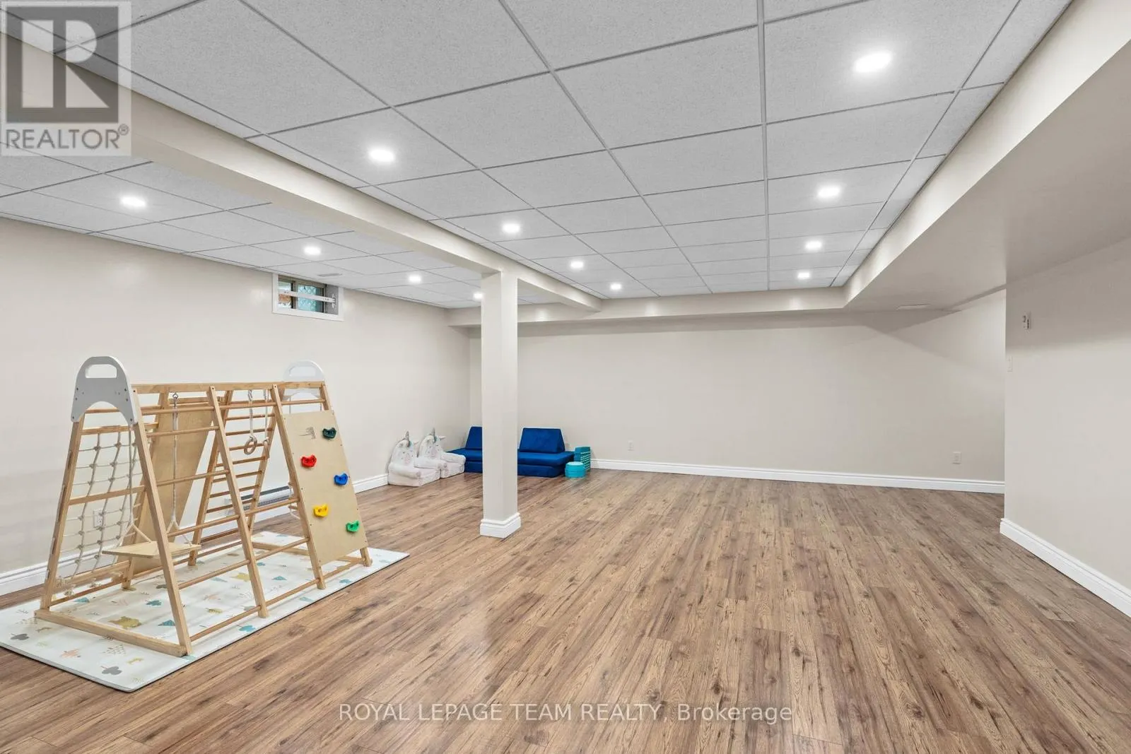 3372 BRAMBLE LANE