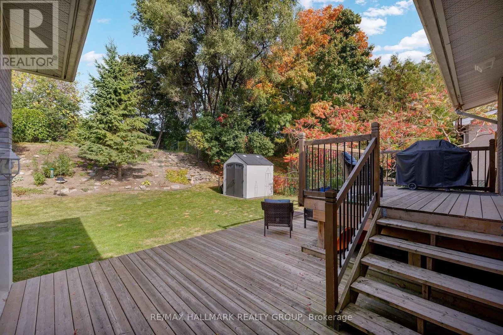 118 QUEENSLINE DRIVE