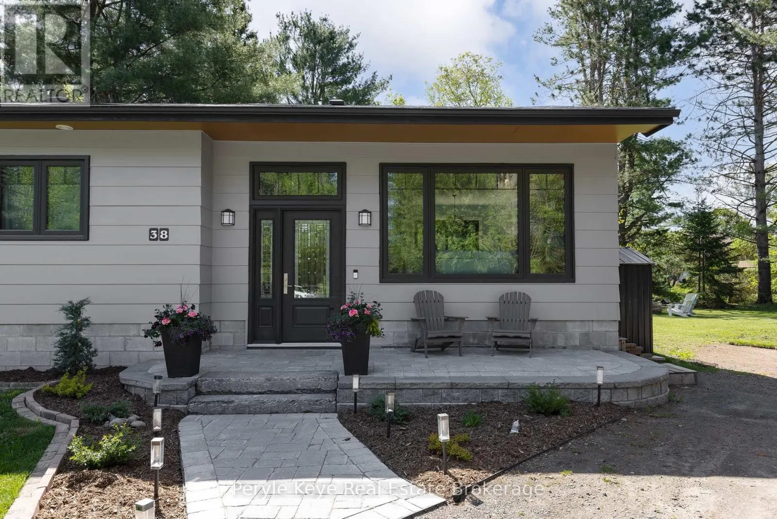 38 ANDREA DRIVE