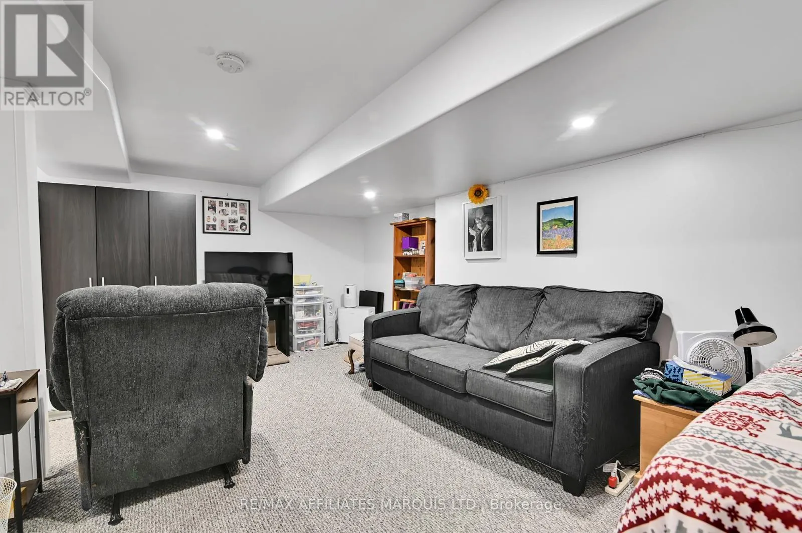 1006 SECOND STREET E