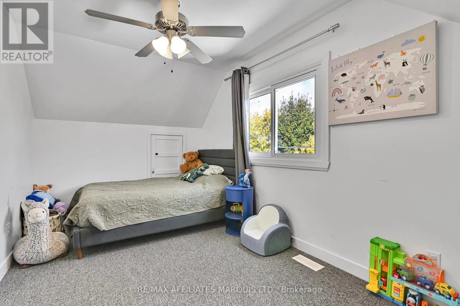 1006 SECOND STREET E