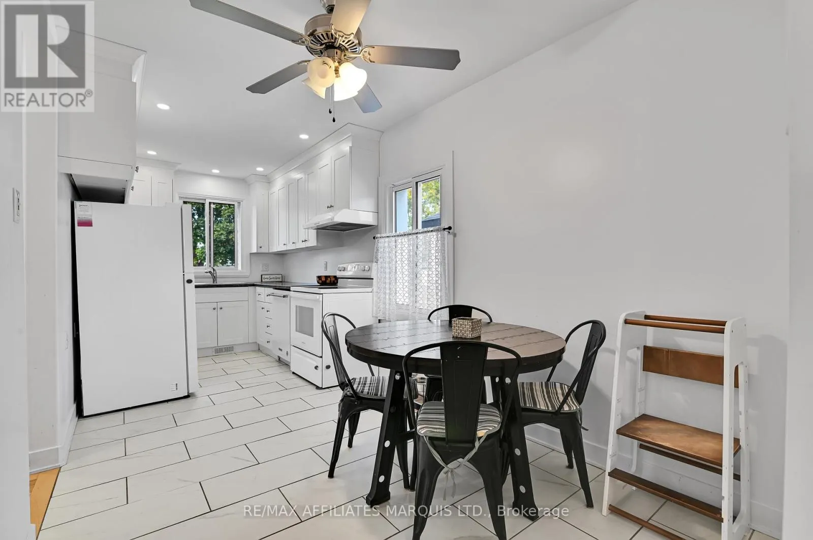 1006 SECOND STREET E