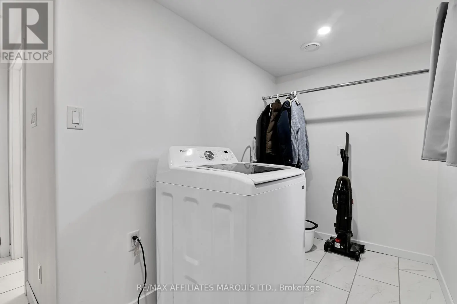 1006 SECOND STREET E