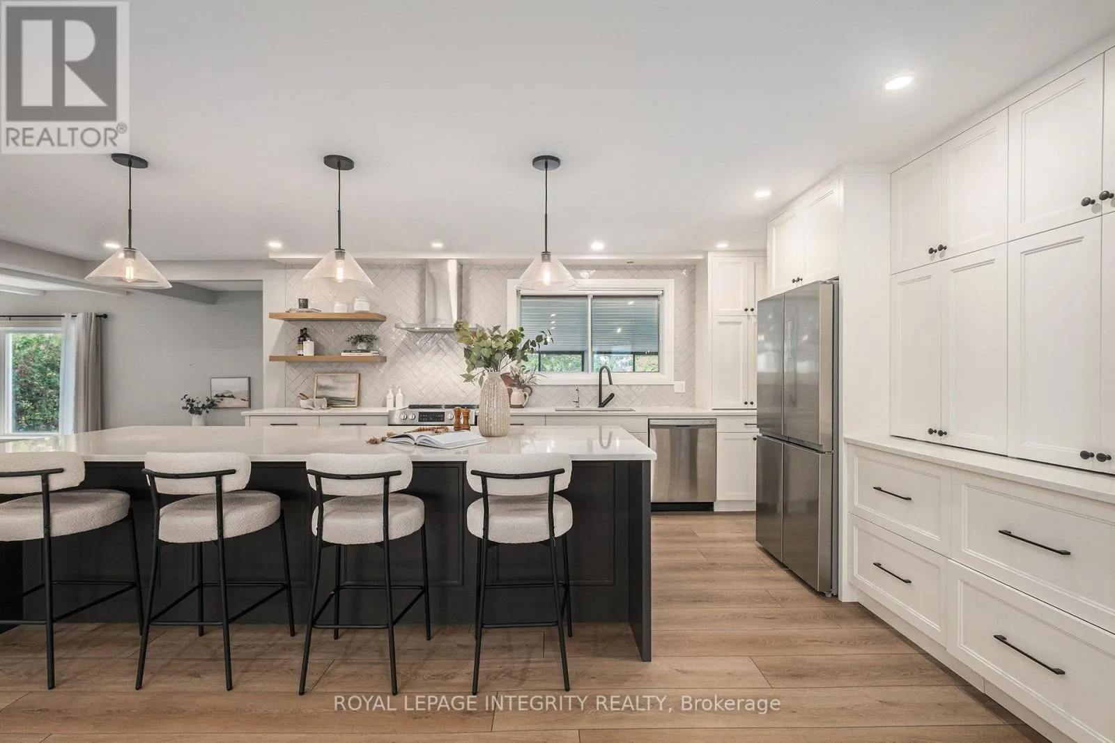 1843 RIDEAU ROAD
