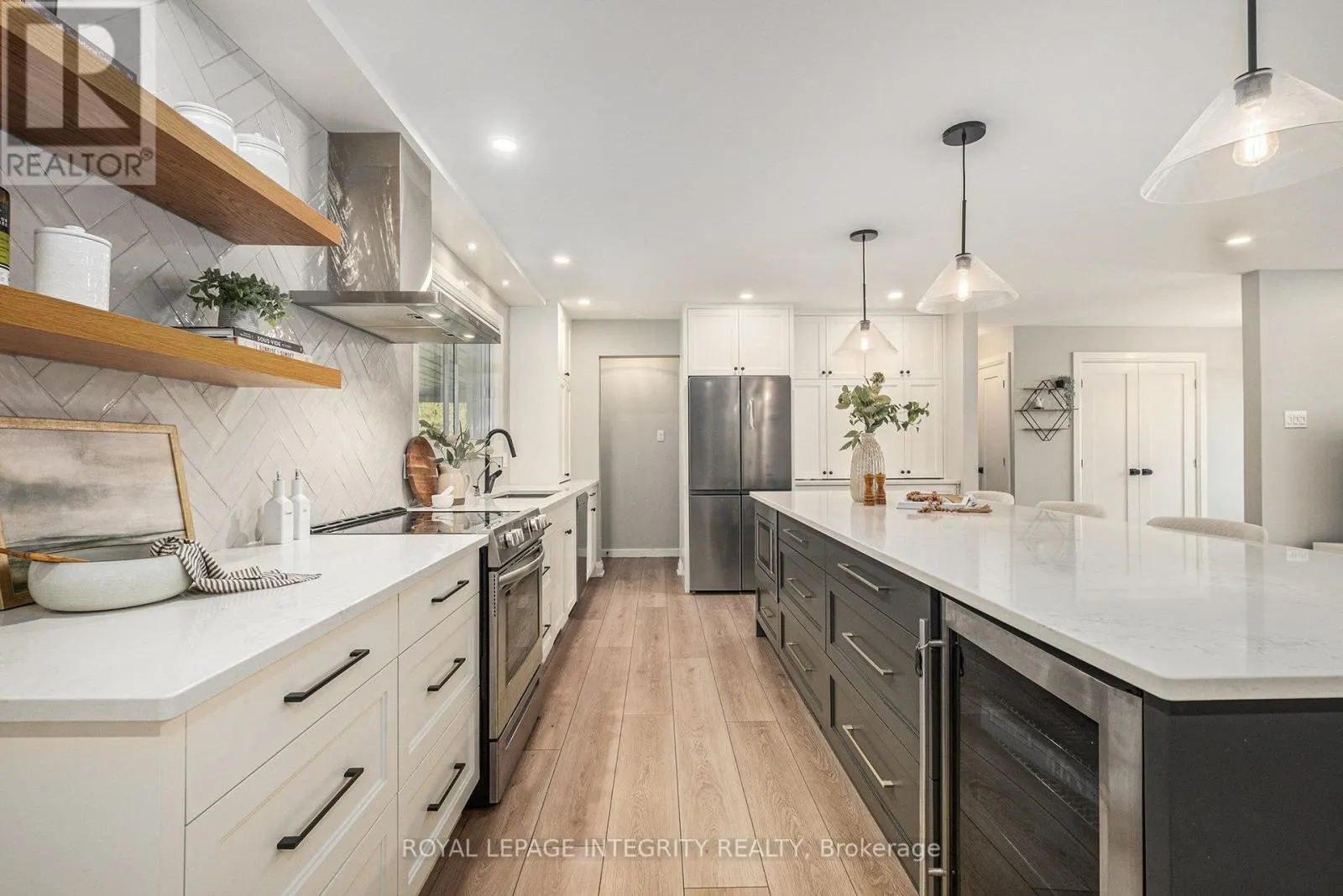 1843 RIDEAU ROAD
