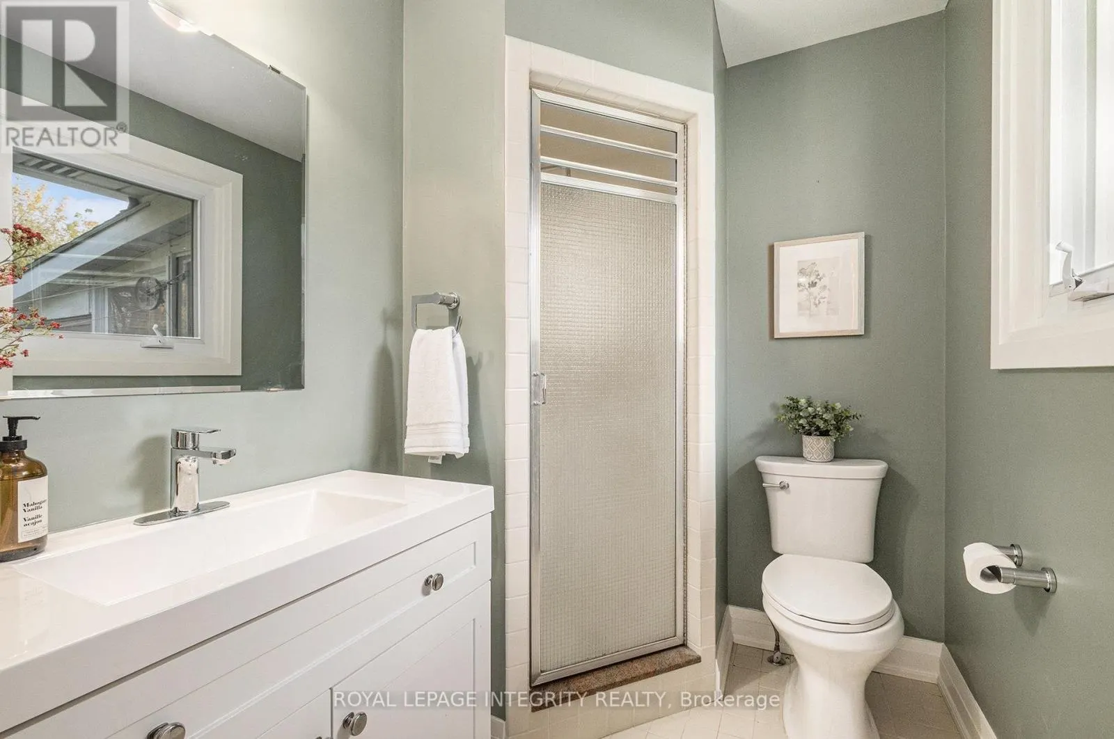 1843 RIDEAU ROAD