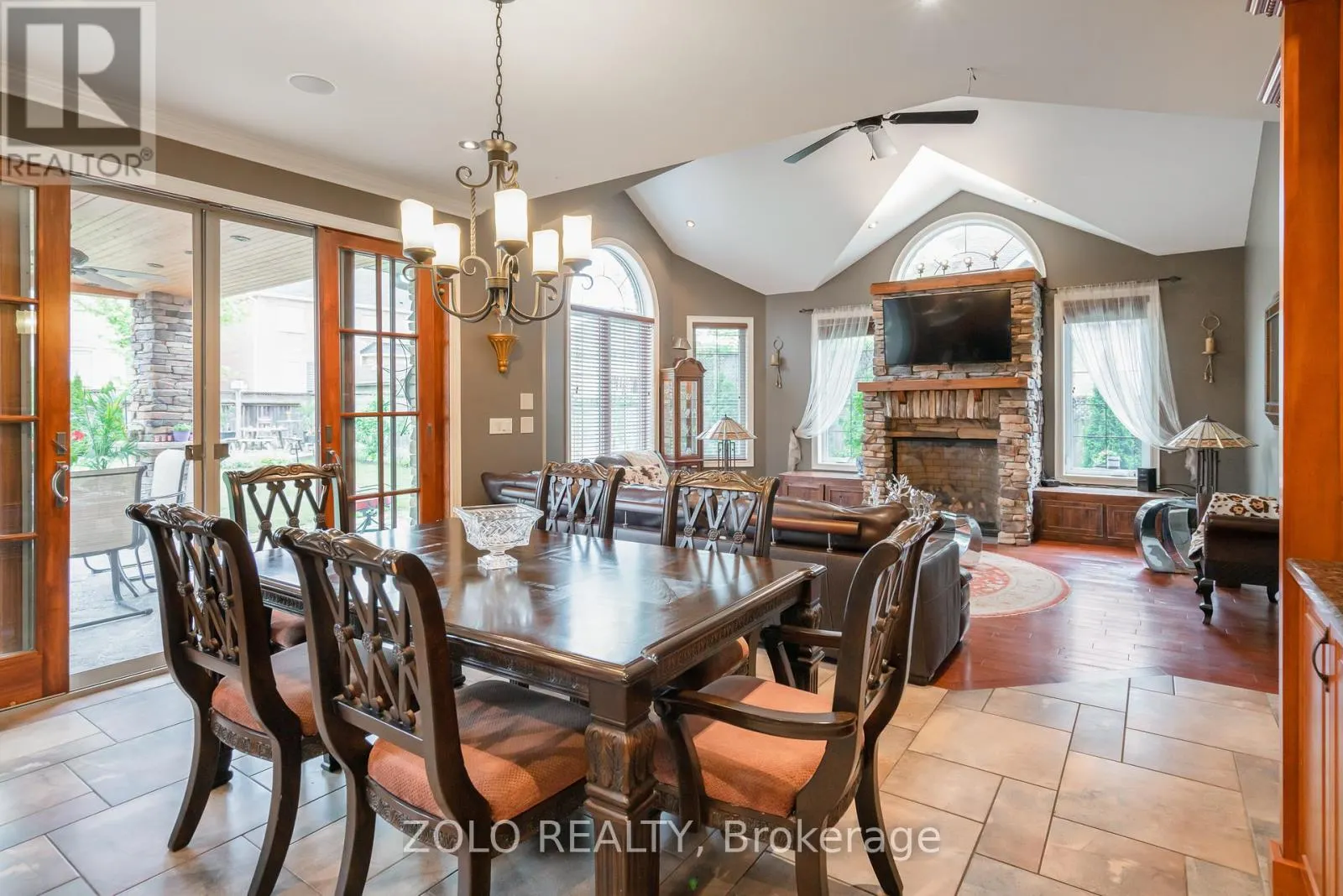 4658 LYONS PARKWAY