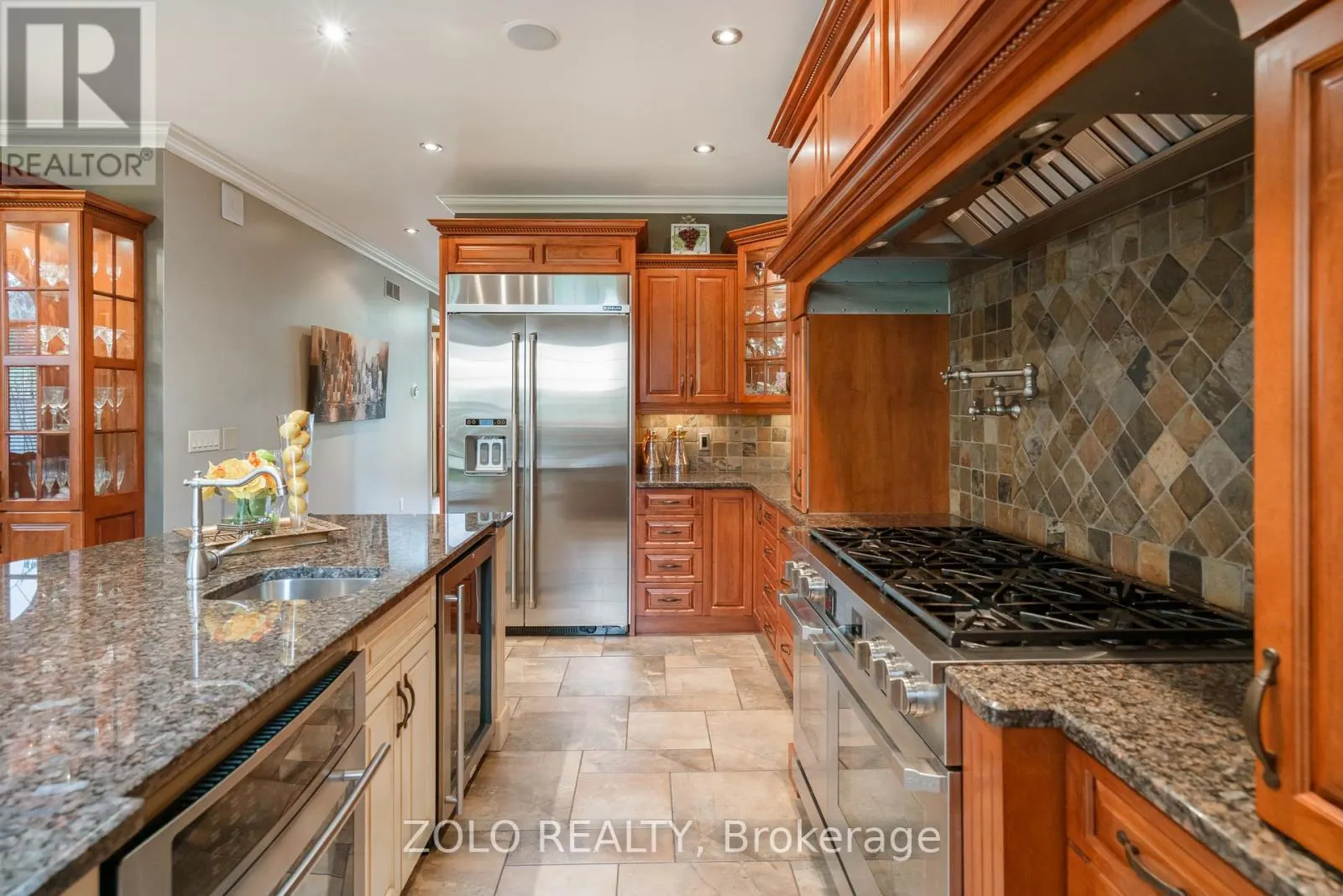 4658 LYONS PARKWAY