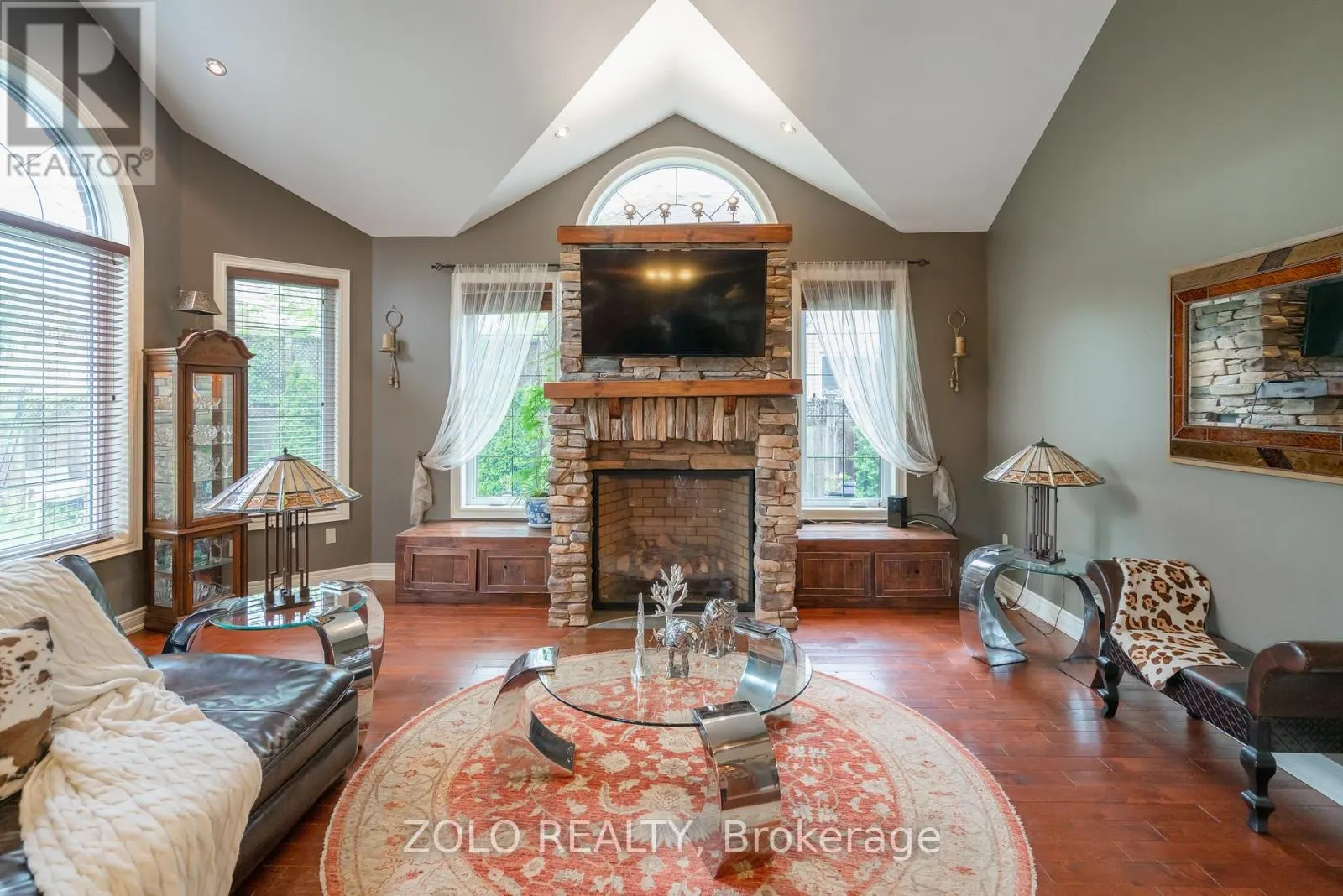 4658 LYONS PARKWAY