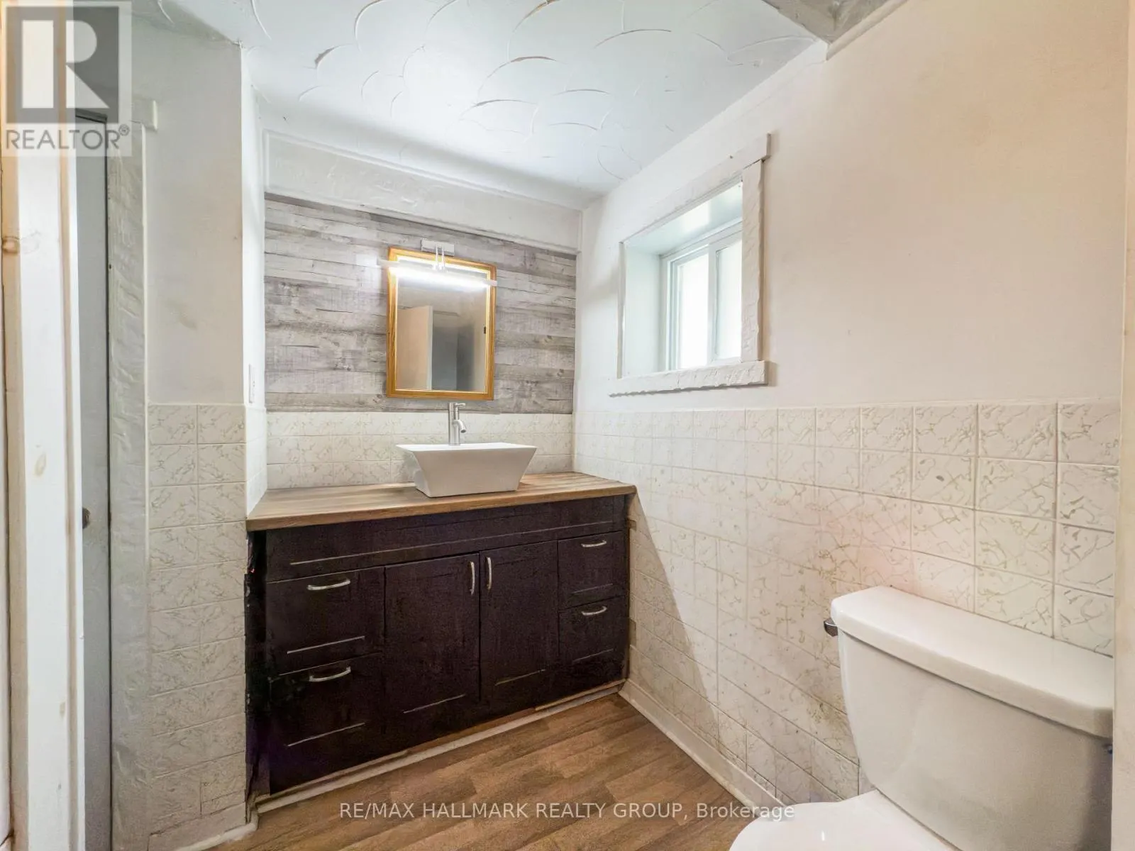 1677 STE ANNE ROAD