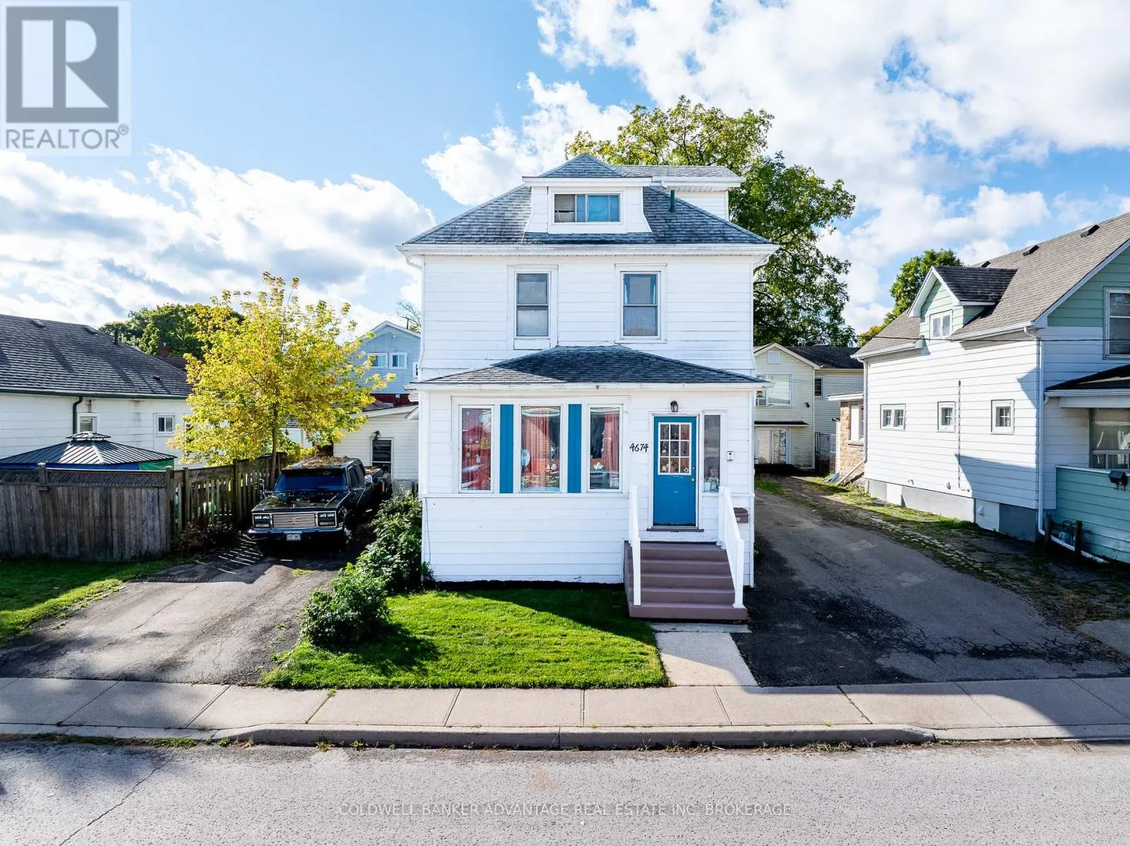 4674 RYERSON CRESCENT