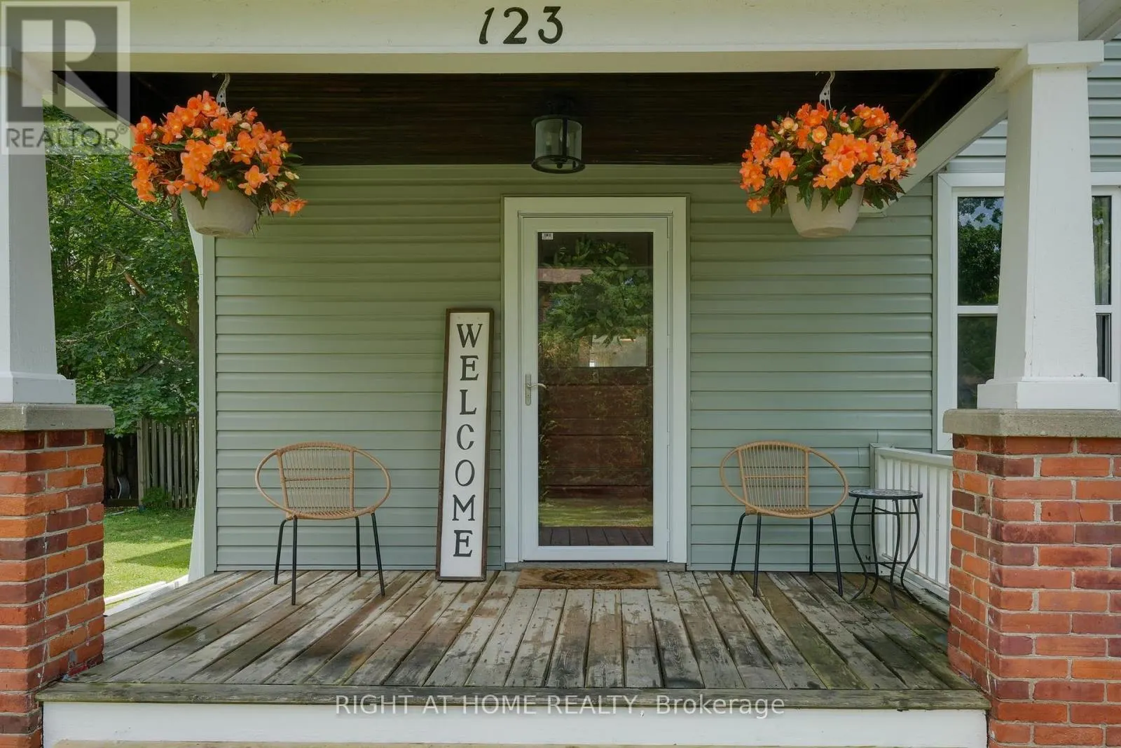 123 JOHN STREET