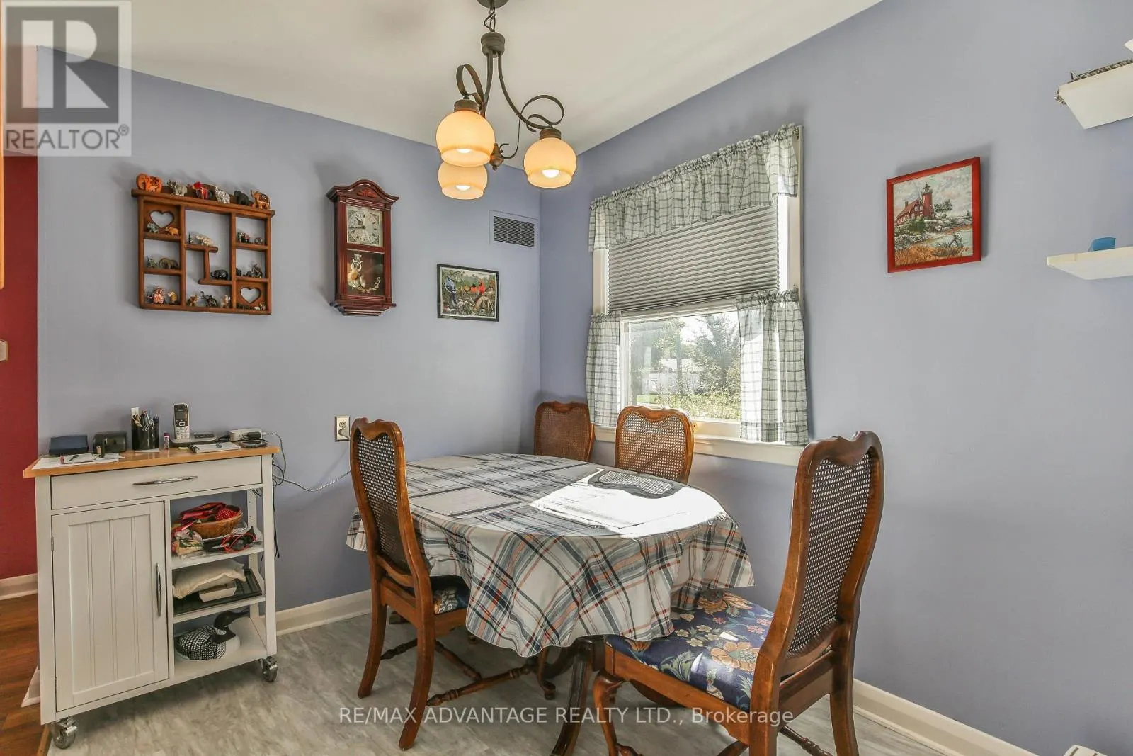 237 RAINBOW AVENUE